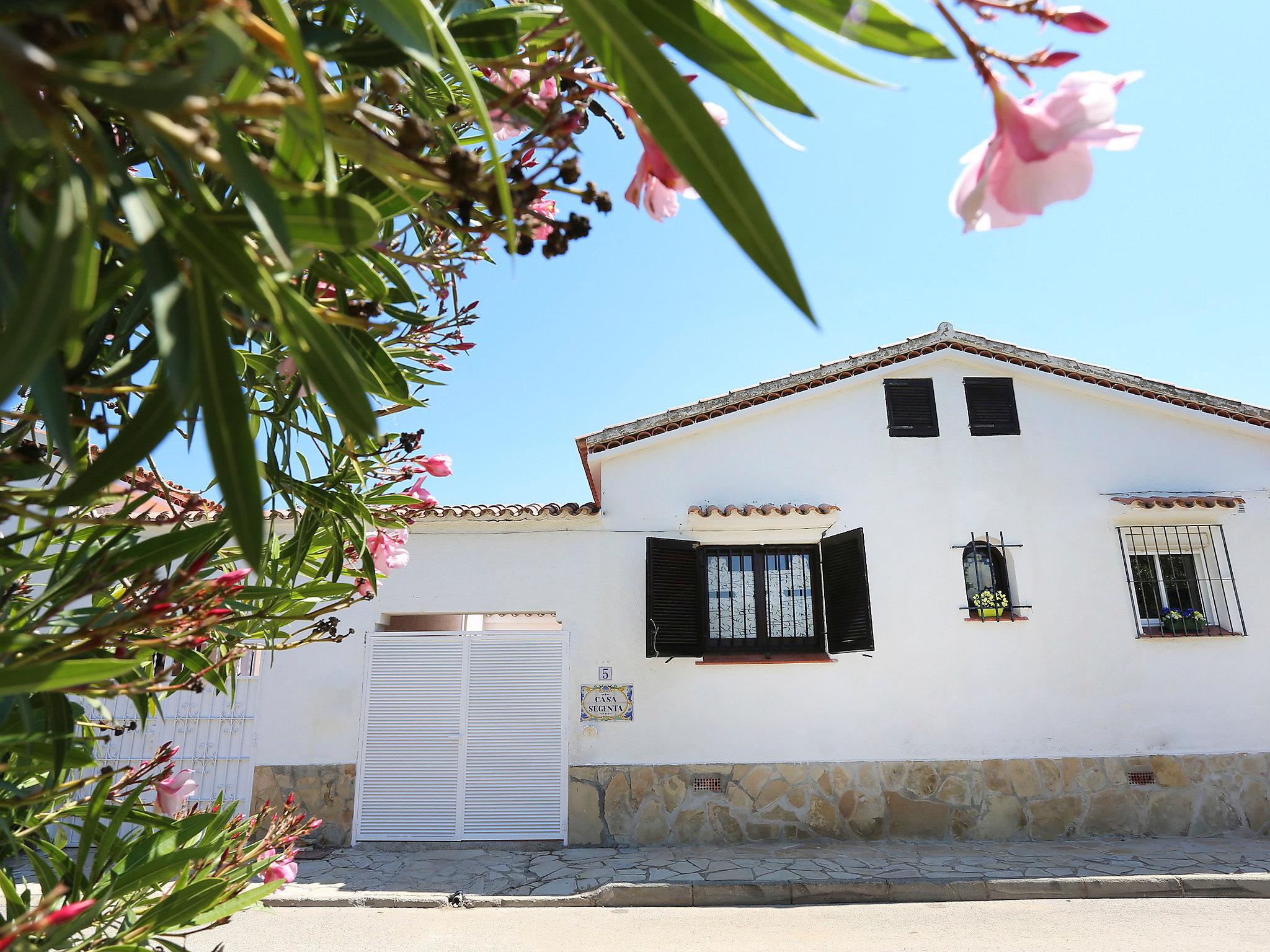 Foto 1 - Casa de 2 habitaciones en Cambrils con jardín y terraza