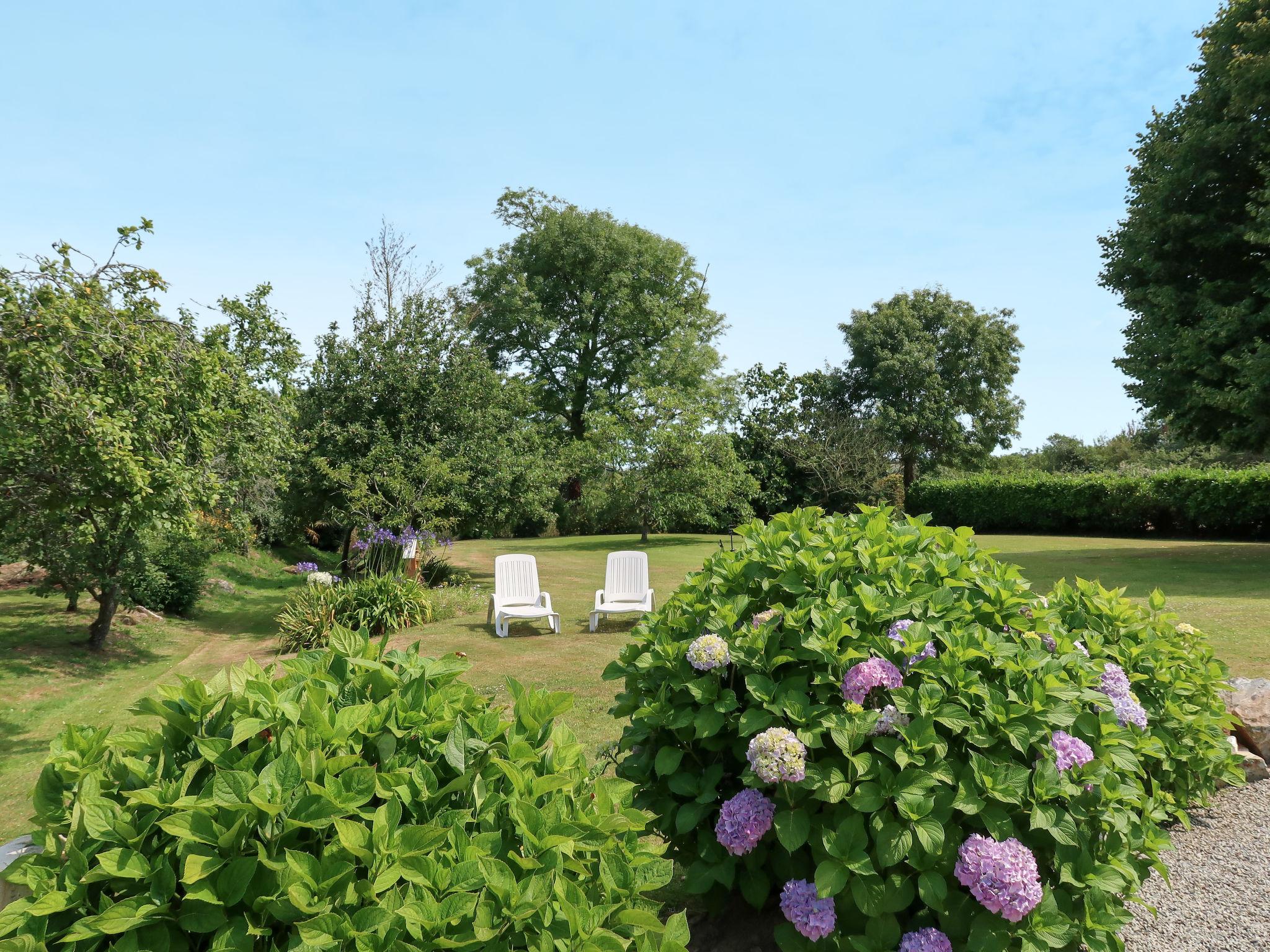 Photo 21 - Maison de 2 chambres à Crozon avec jardin et vues à la mer