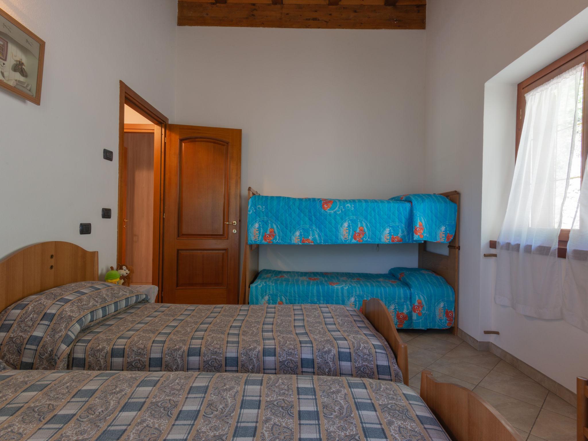 Foto 11 - Apartment mit 2 Schlafzimmern in Colico mit garten und blick auf die berge