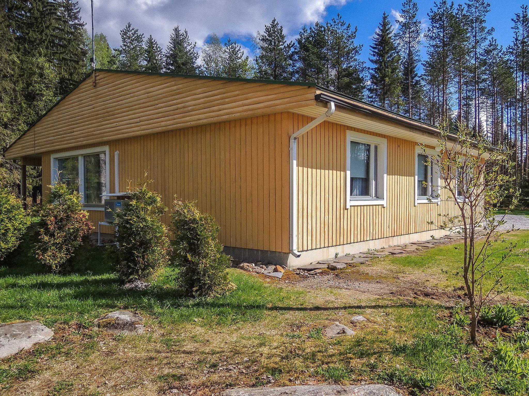 Photo 3 - 3 bedroom House in Heinävesi with sauna