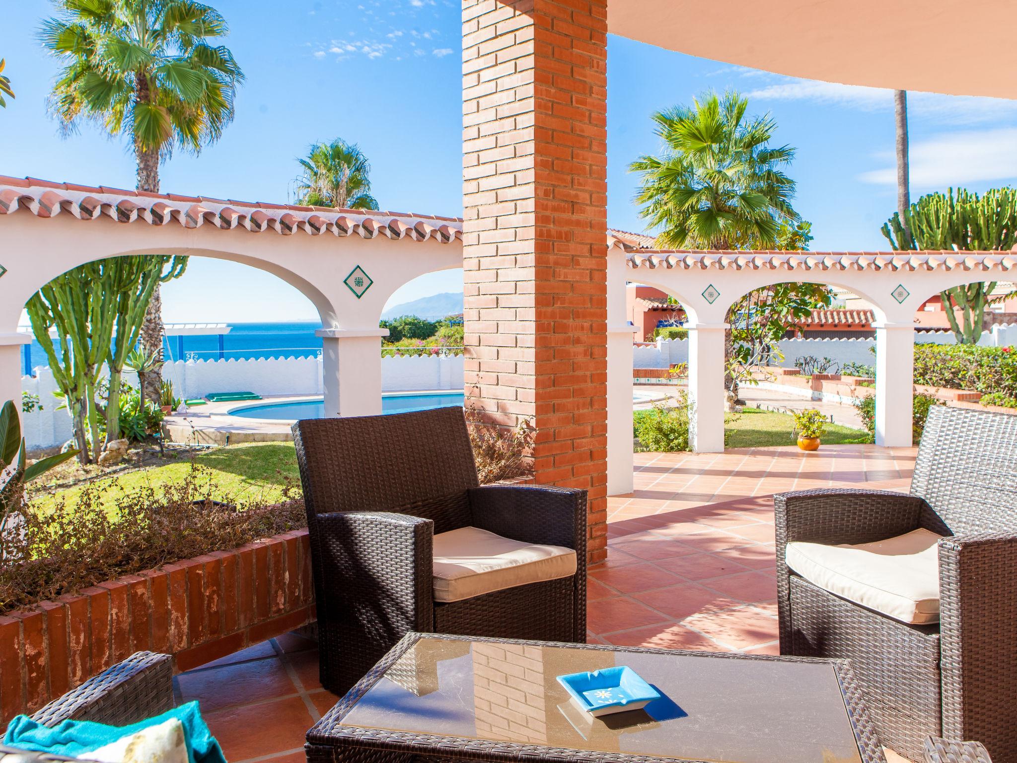 Photo 6 - 3 bedroom House in Rincón de la Victoria with private pool and sea view