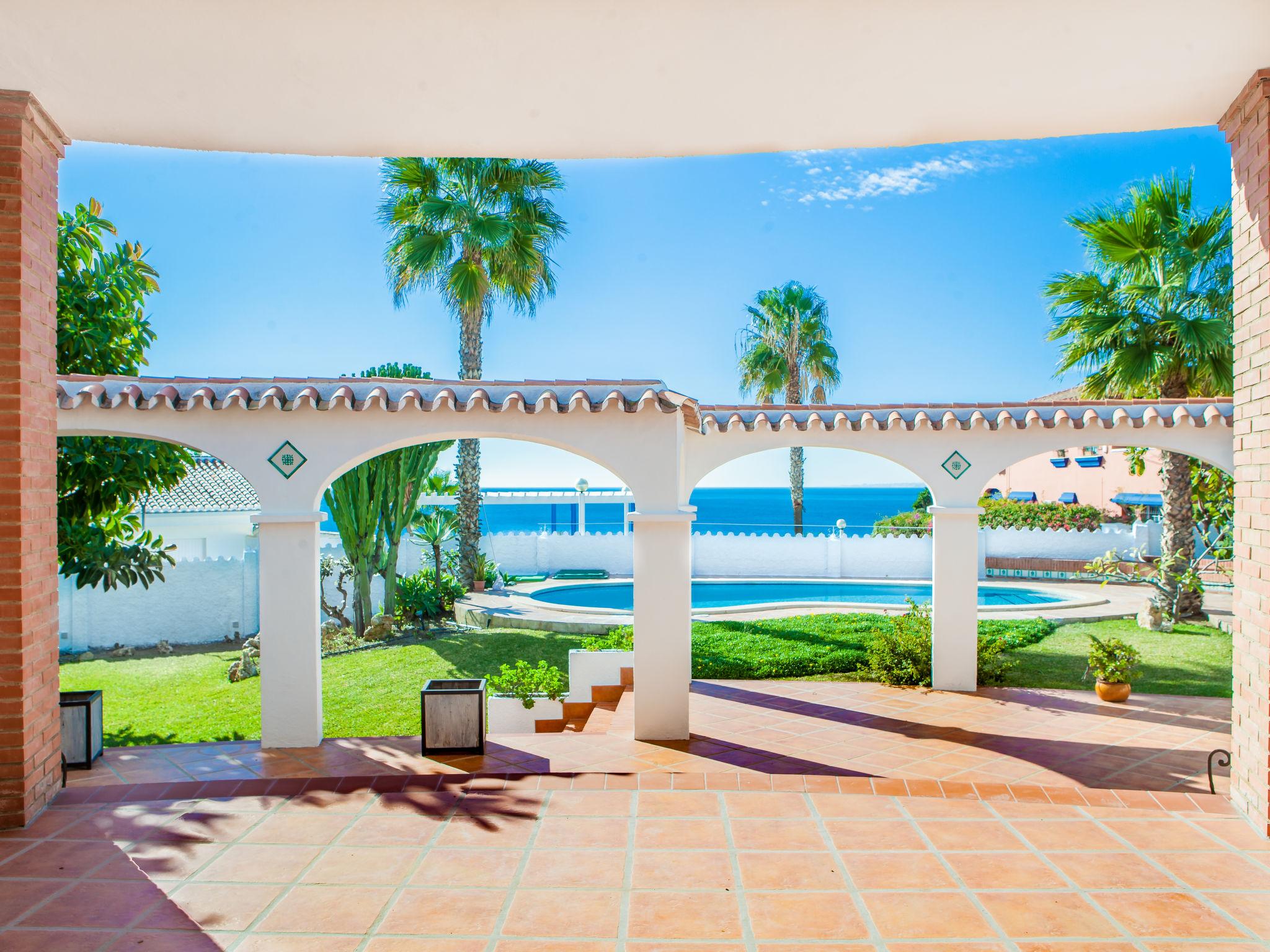 Photo 7 - Maison de 3 chambres à Rincón de la Victoria avec piscine privée et vues à la mer