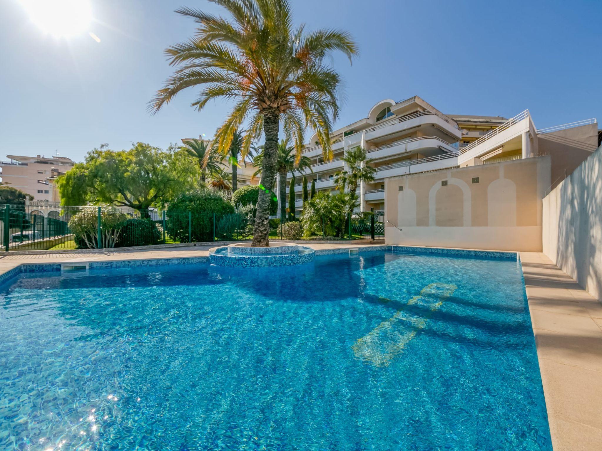 Foto 1 - Apartamento de 1 habitación en Cannes con piscina y jardín