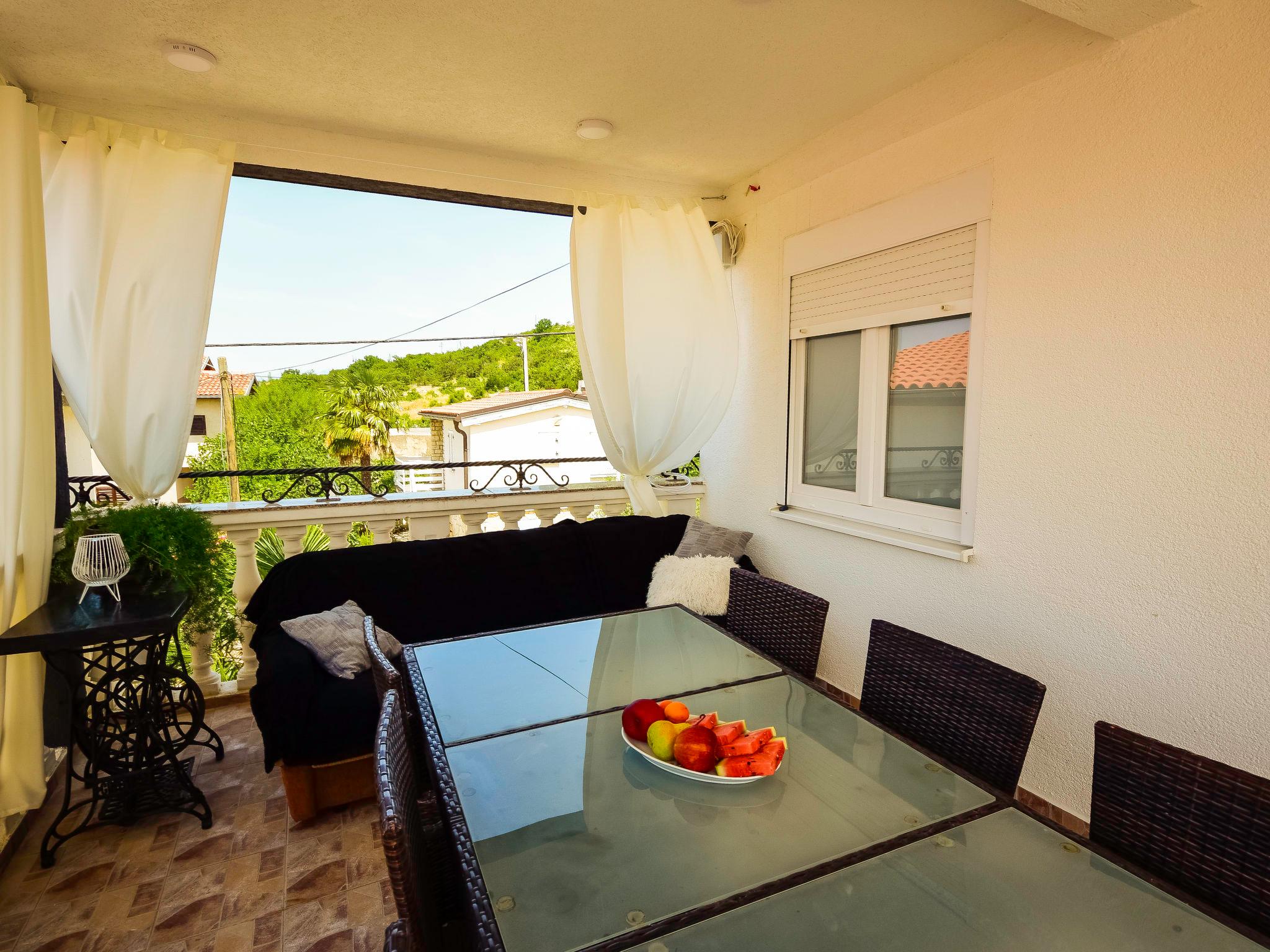 Foto 1 - Appartamento con 2 camere da letto a Obrovac con terrazza e vista mare