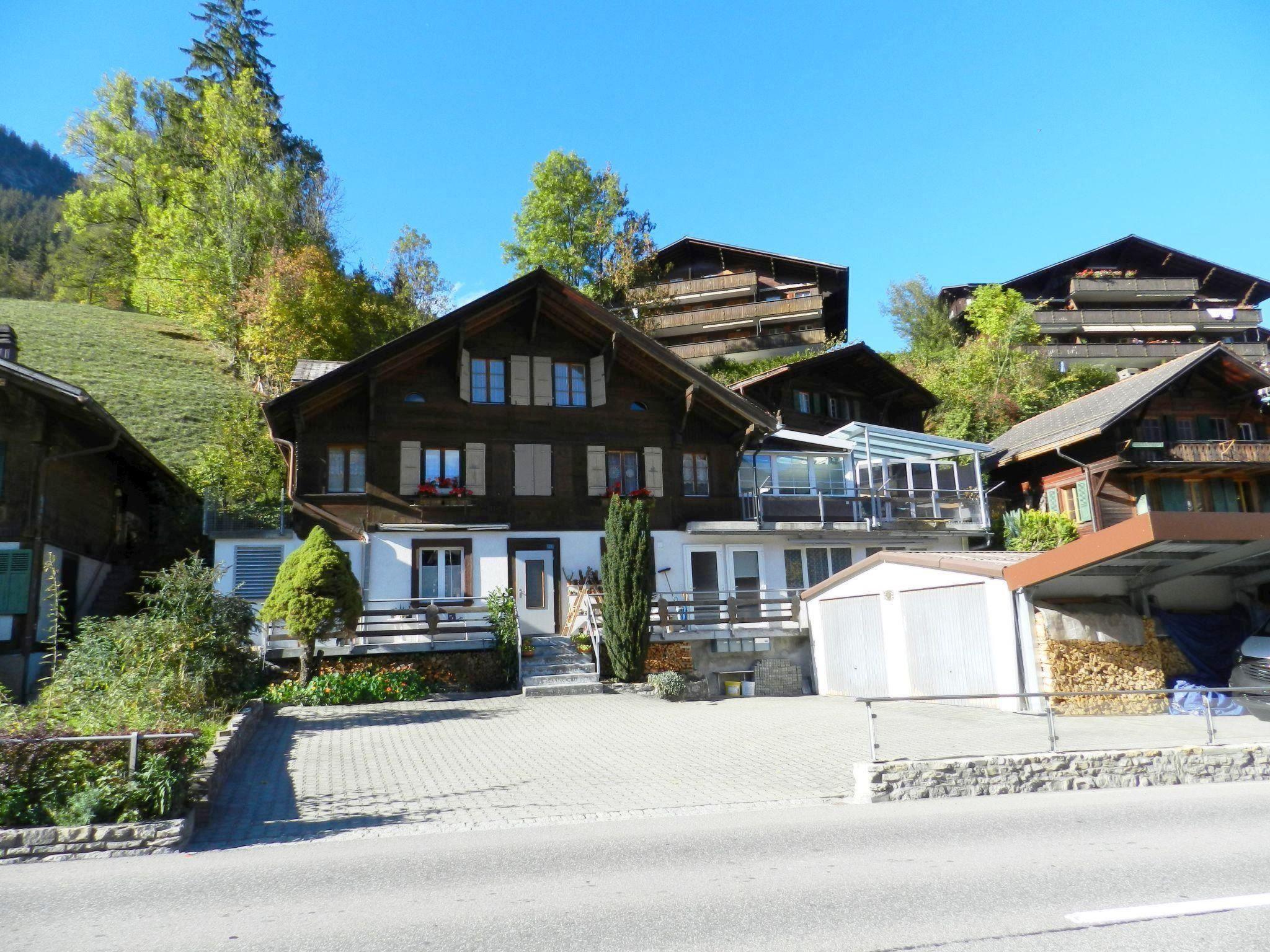 Foto 4 - Apartment mit 1 Schlafzimmer in Zweisimmen