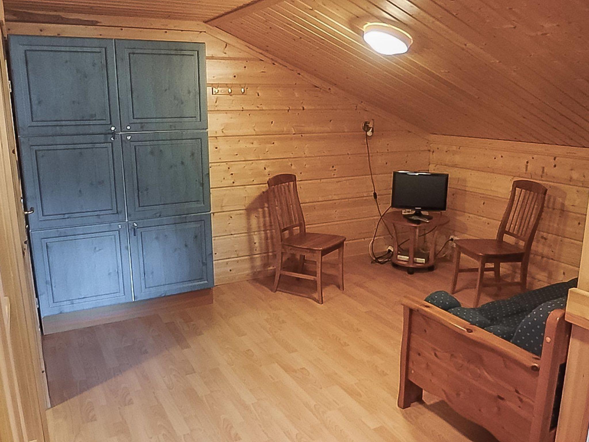 Foto 15 - Casa de 4 quartos em Kuusamo com sauna e vista para a montanha