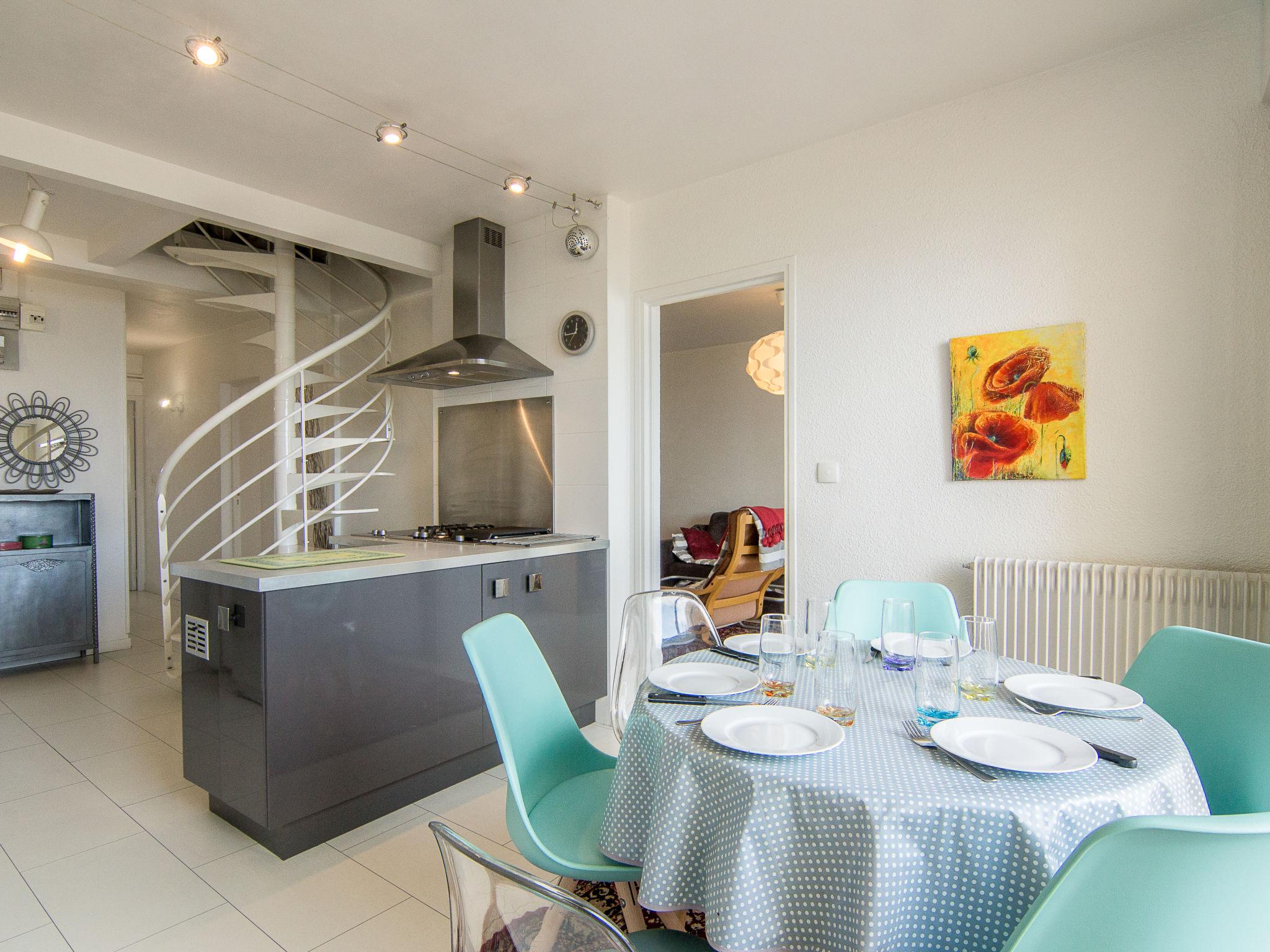 Foto 10 - Apartamento de 3 quartos em Agde com terraço e vistas do mar