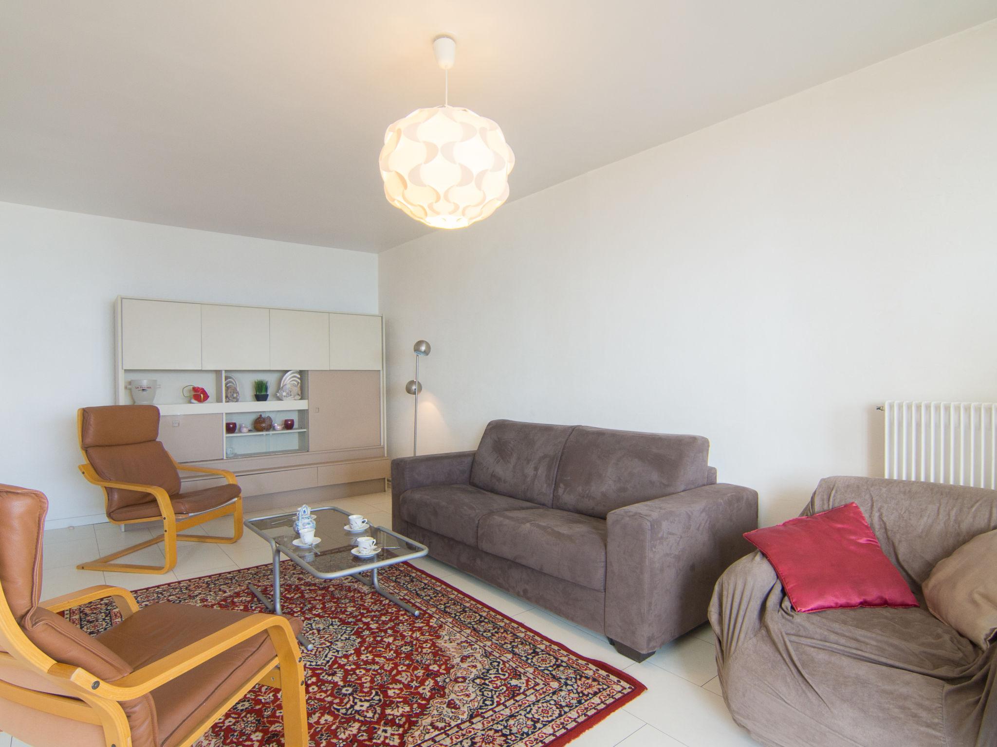 Foto 9 - Appartamento con 3 camere da letto a Agde con terrazza e vista mare