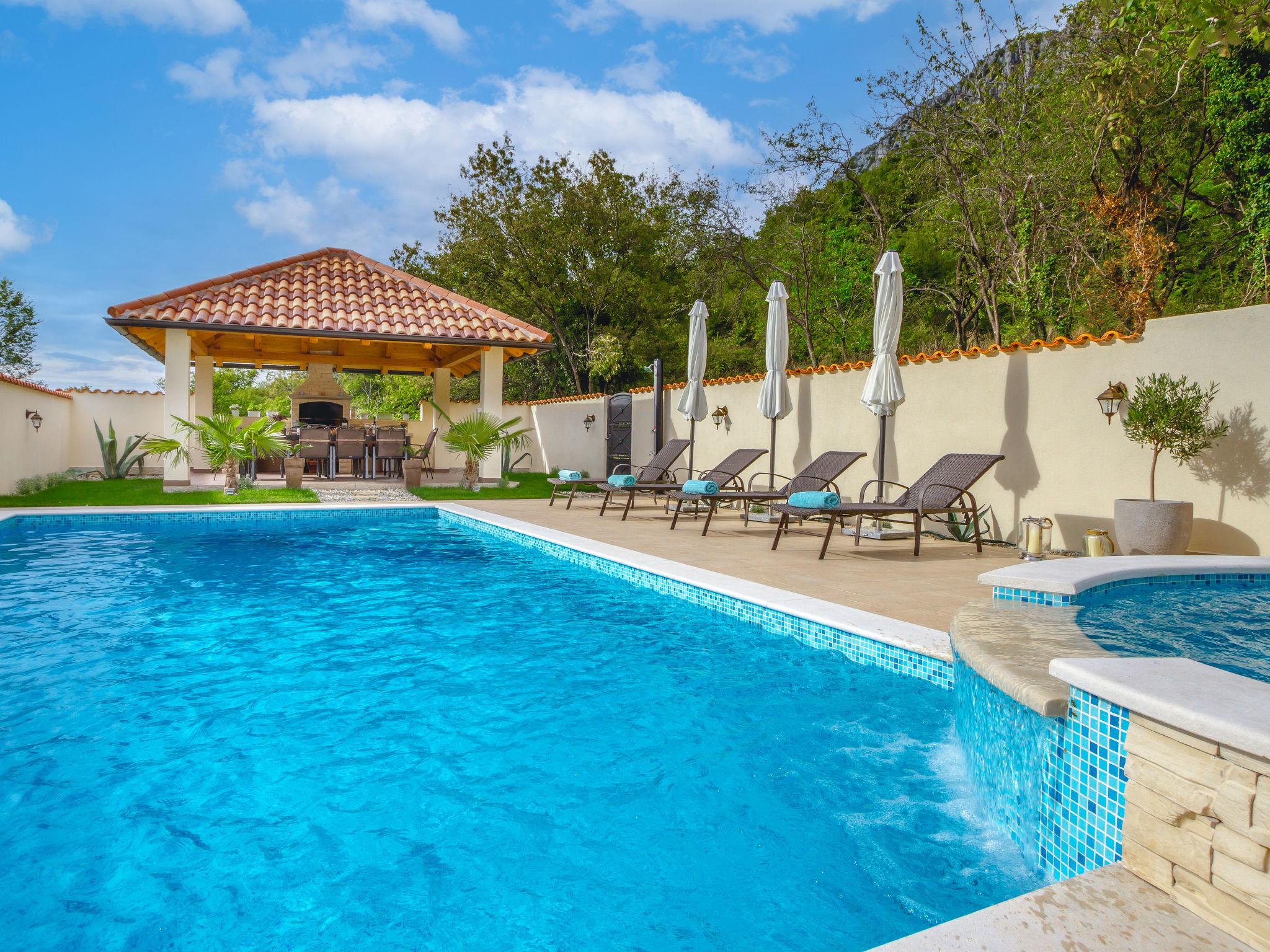 Photo 13 - Maison de 4 chambres à Vinodolska Općina avec piscine privée et vues à la mer