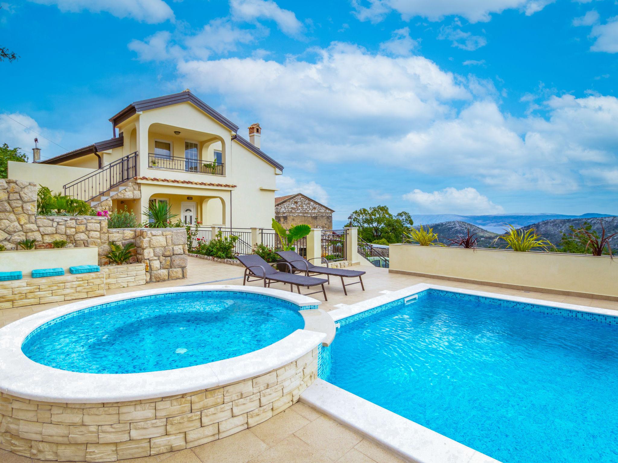 Foto 1 - Casa con 4 camere da letto a Vinodolska Općina con piscina privata e vista mare