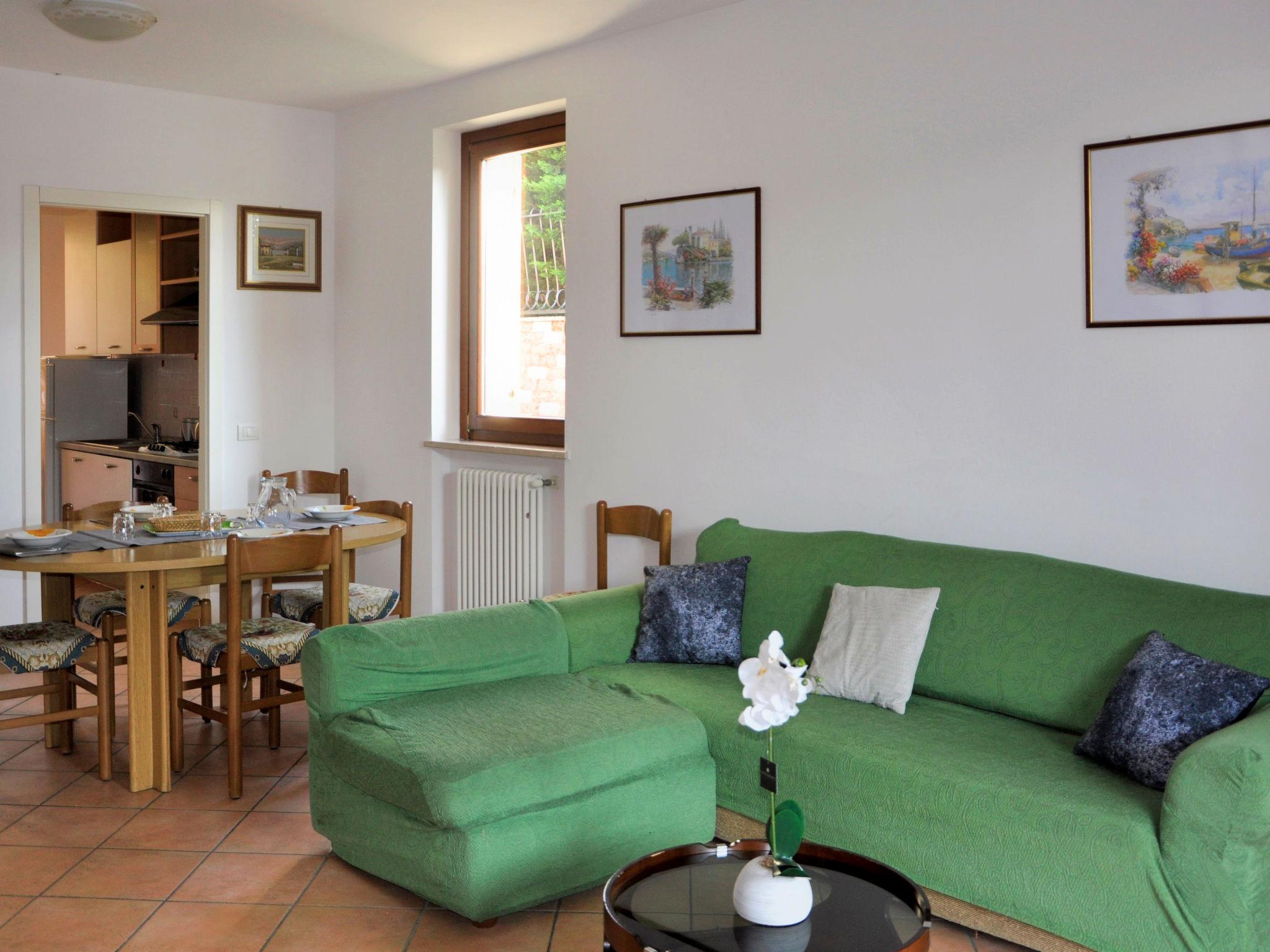 Photo 6 - Maison de 4 chambres à Lazise avec piscine et vues sur la montagne