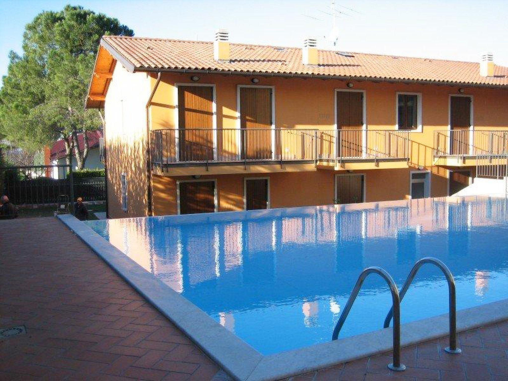 Photo 2 - Maison de 4 chambres à Lazise avec piscine et vues sur la montagne