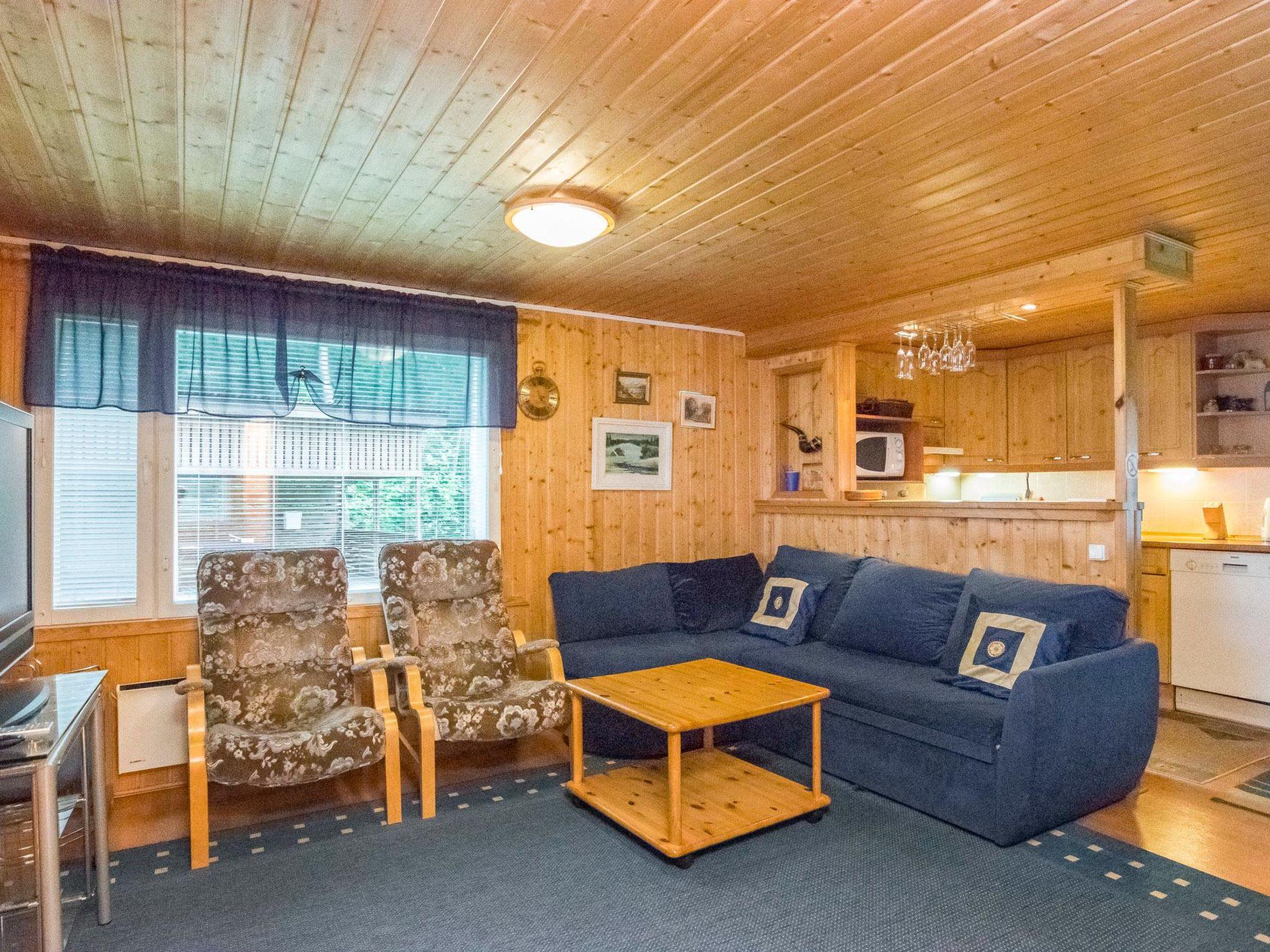 Foto 15 - Casa de 2 habitaciones en Kouvola con sauna
