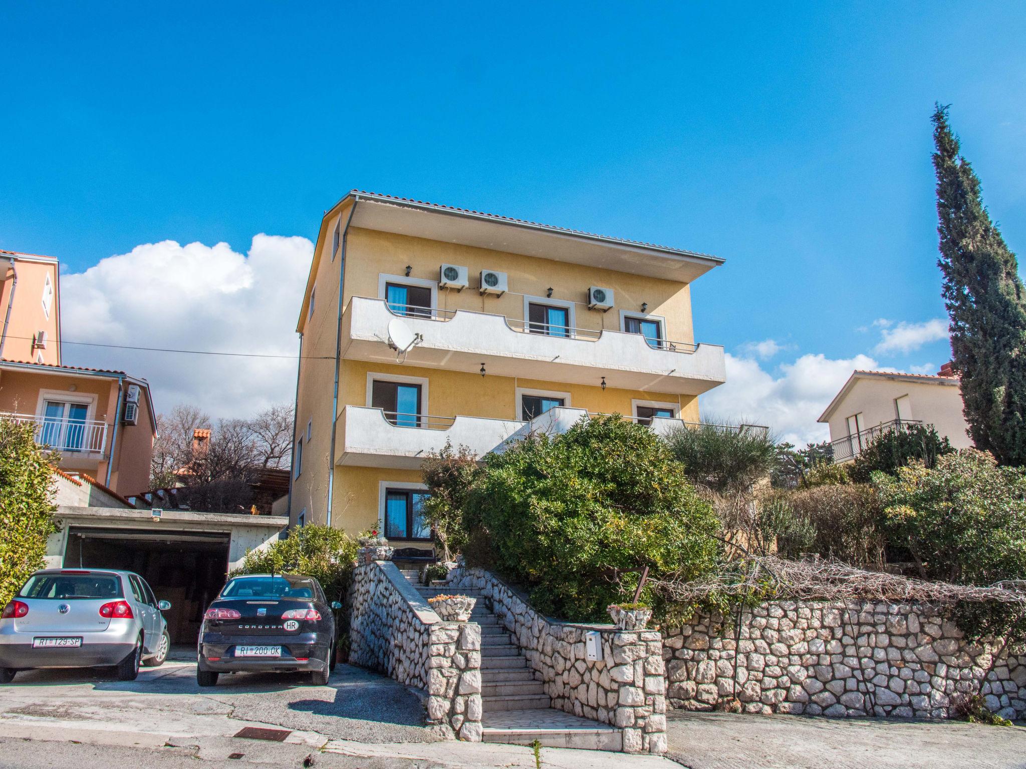 Photo 18 - Appartement de 2 chambres à Novi Vinodolski avec terrasse et vues à la mer
