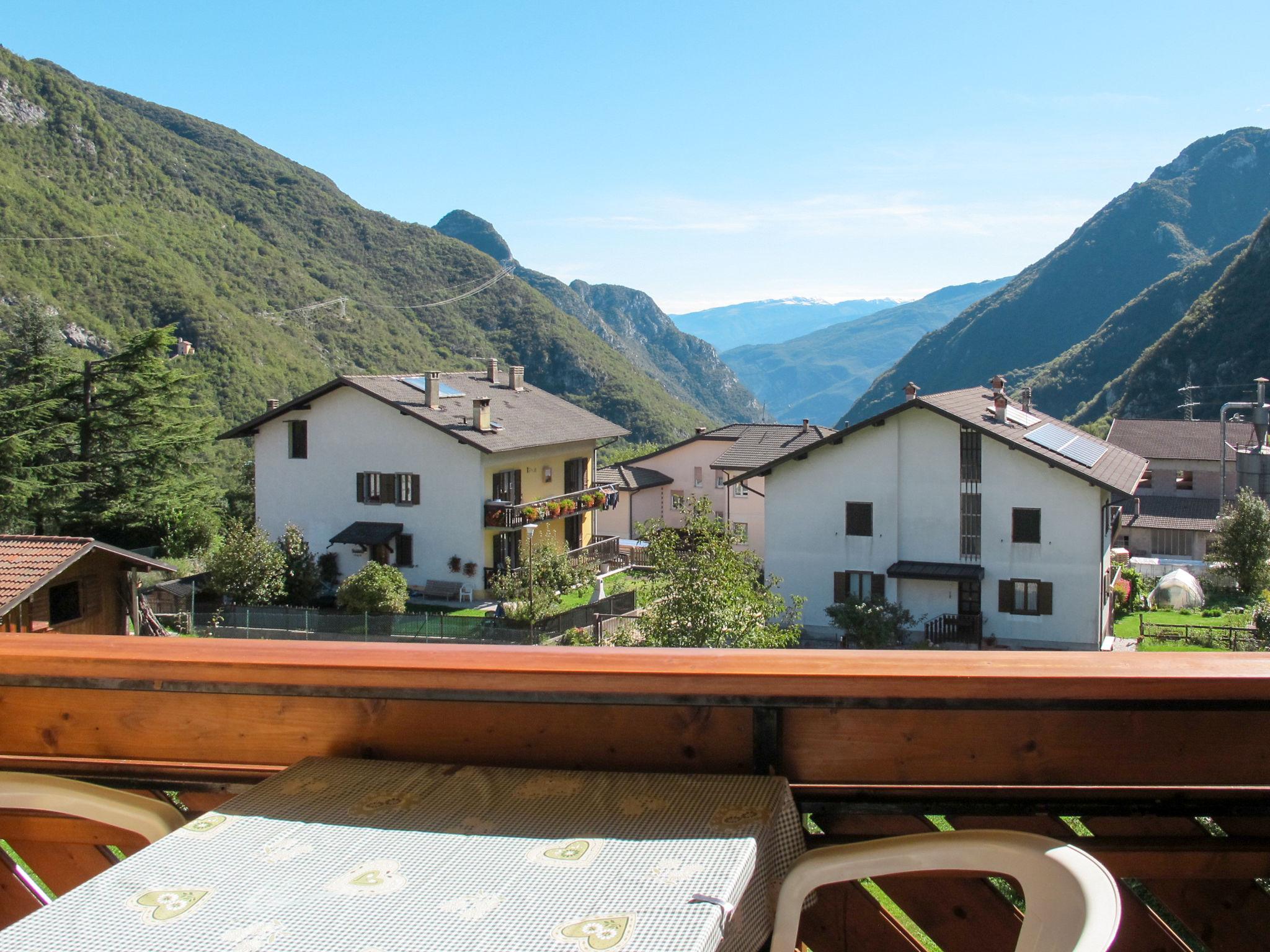Foto 23 - Apartamento de 3 habitaciones en Ledro con jardín y vistas a la montaña
