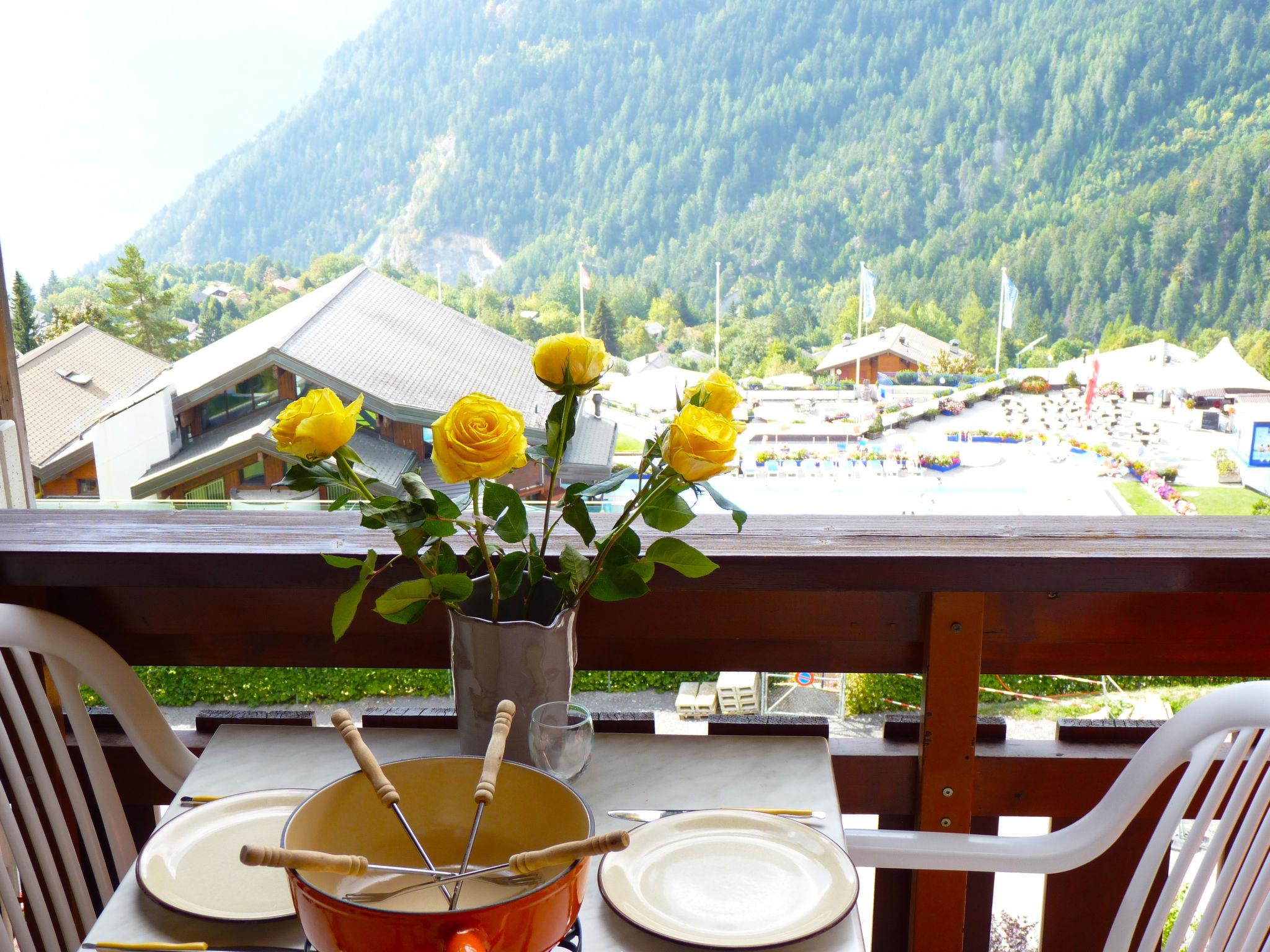 Photo 12 - Apartment in Leytron with swimming pool and mountain view