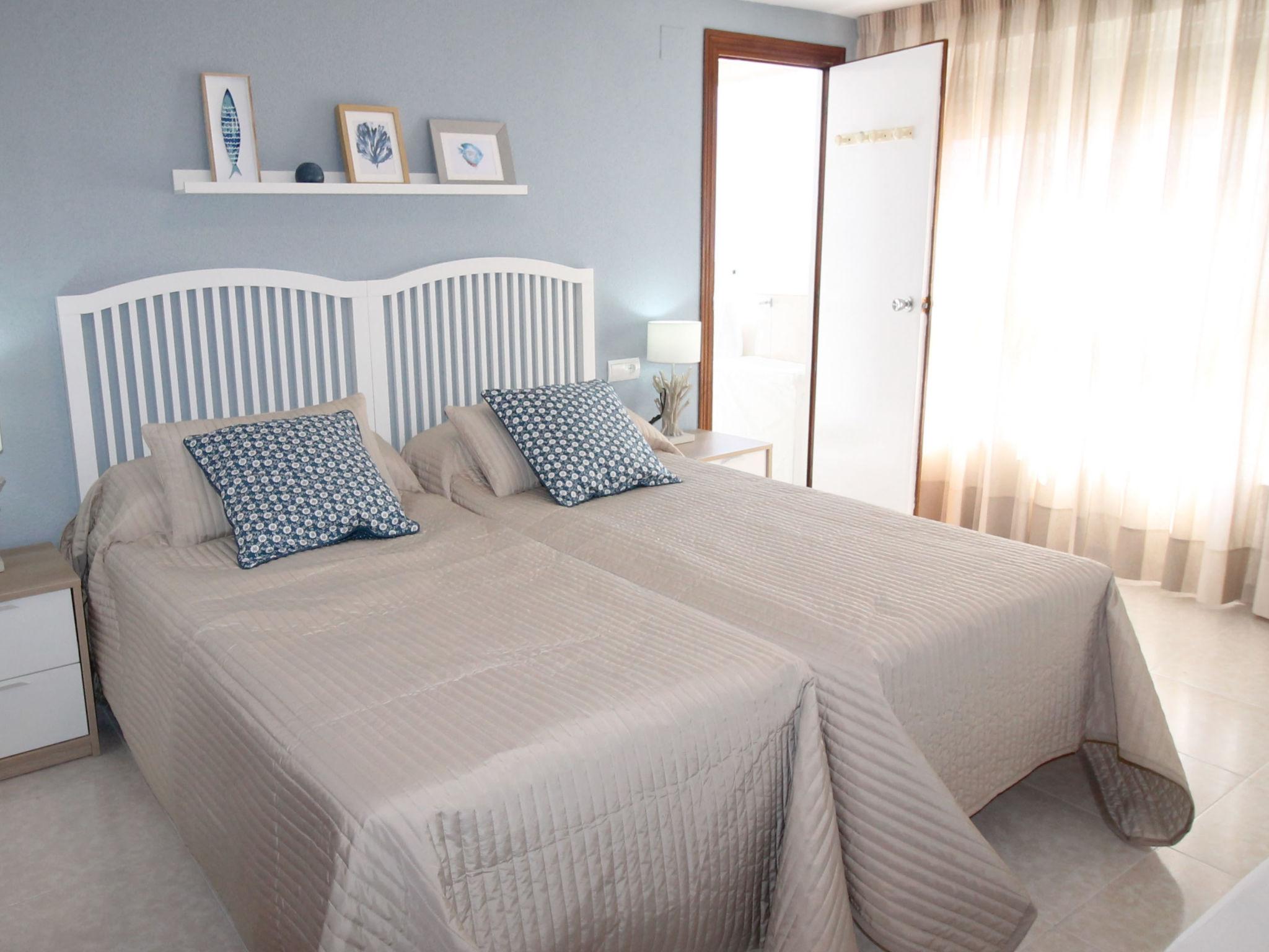 Foto 13 - Apartment mit 3 Schlafzimmern in Benidorm mit blick aufs meer