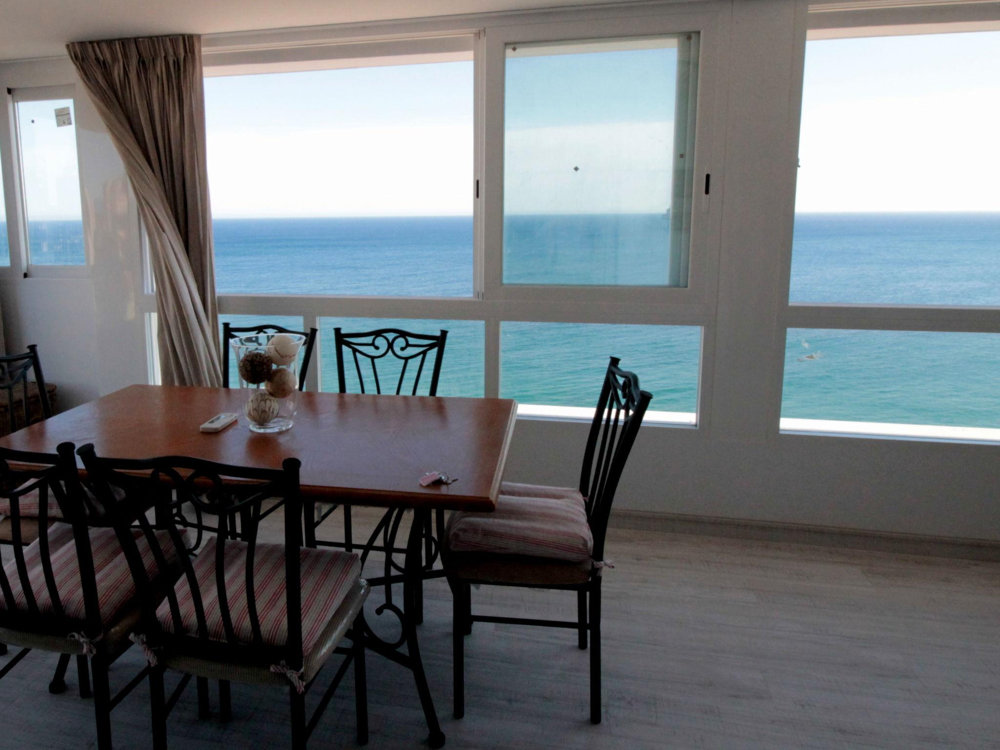 Foto 20 - Apartment mit 3 Schlafzimmern in Benidorm mit blick aufs meer