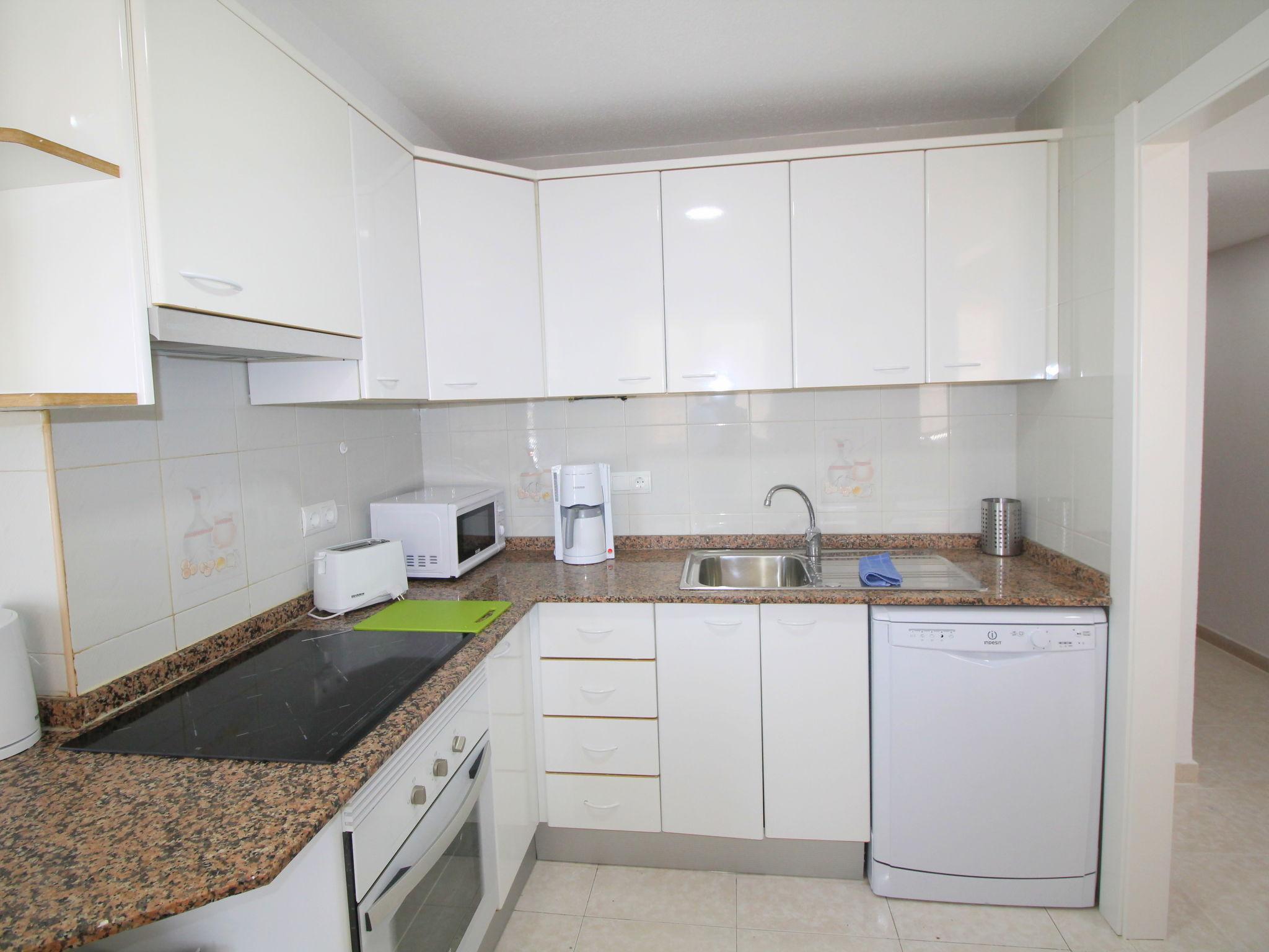 Foto 10 - Apartamento de 3 habitaciones en Benidorm con vistas al mar