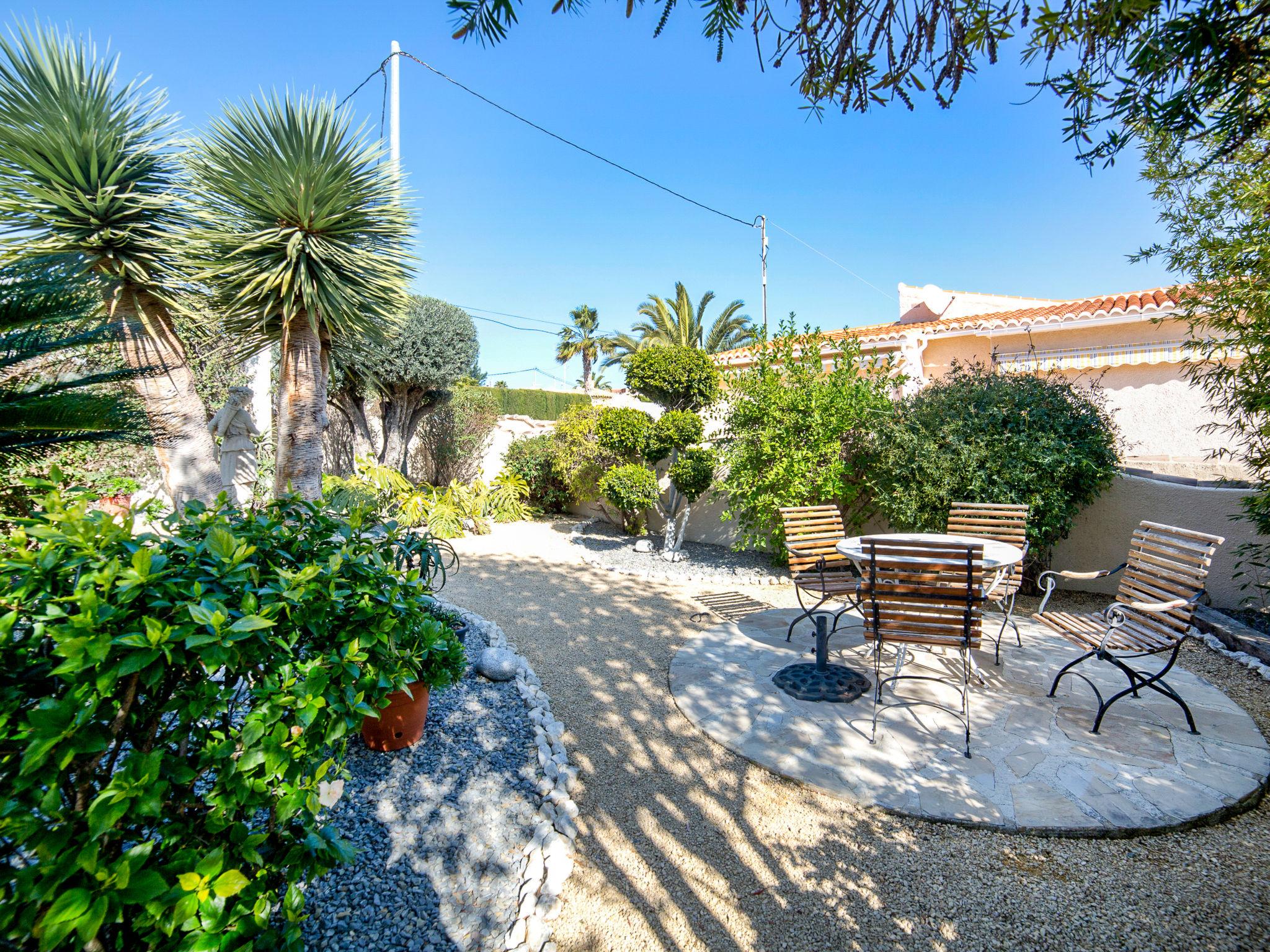 Foto 19 - Casa de 4 quartos em Calp com piscina privada e vistas do mar