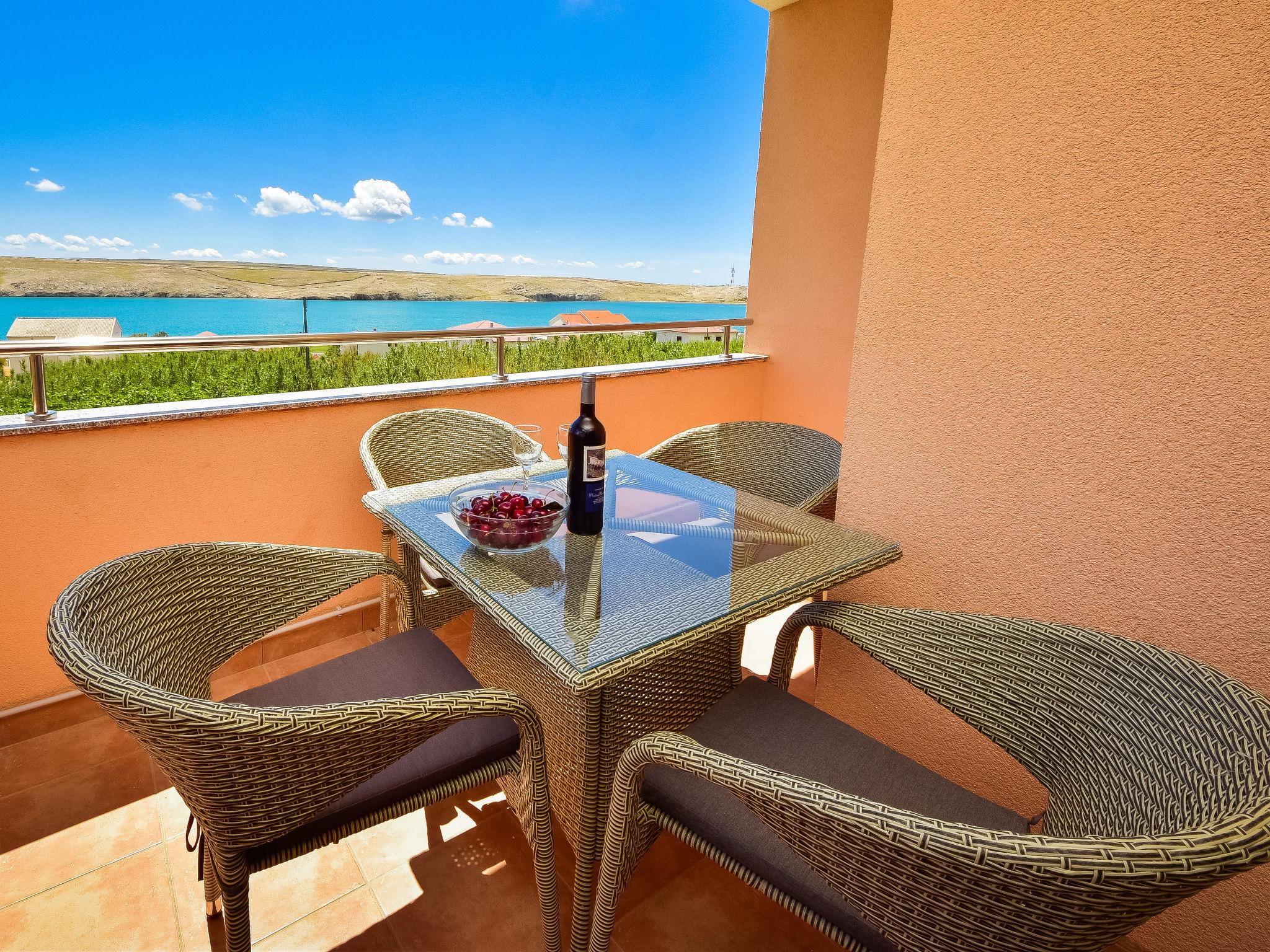 Foto 6 - Apartment mit 1 Schlafzimmer in Pag mit schwimmbad und blick aufs meer