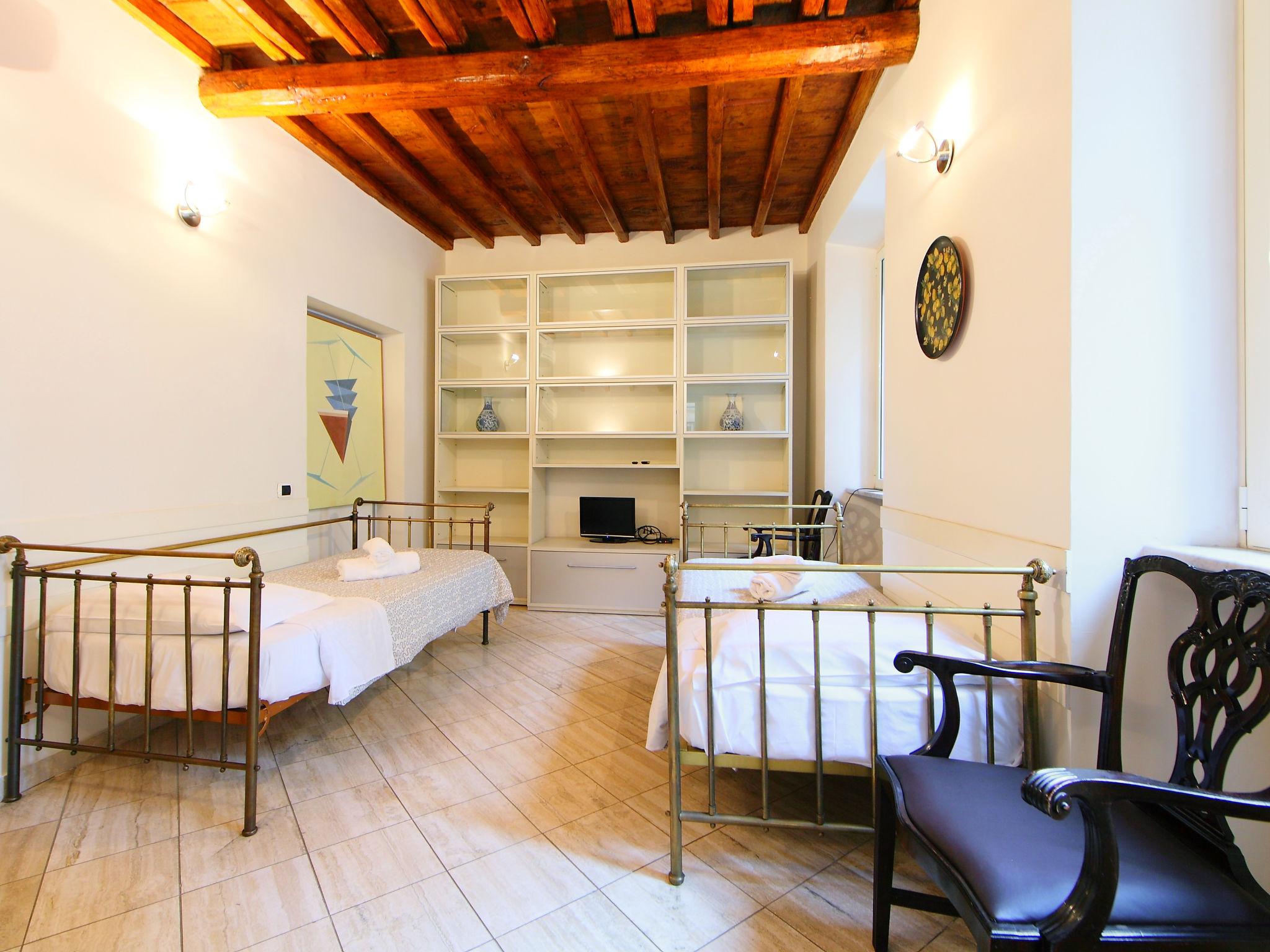 Photo 13 - 2 bedroom Apartment in Rome