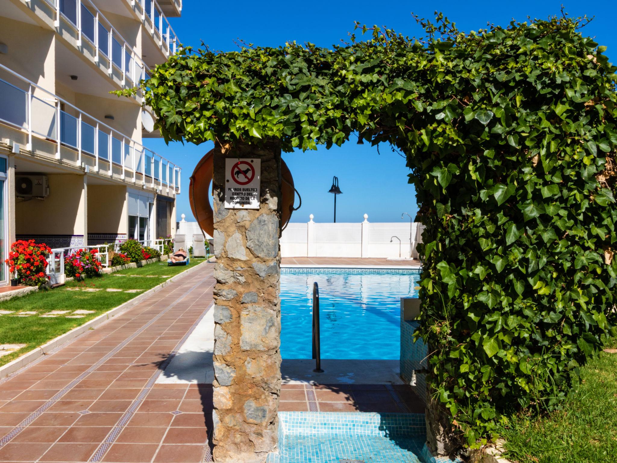 Photo 16 - Appartement en Torremolinos avec piscine et jardin