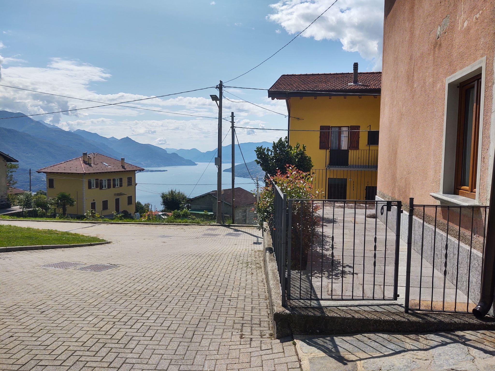 Photo 21 - Appartement de 1 chambre à Peglio avec terrasse et vues sur la montagne