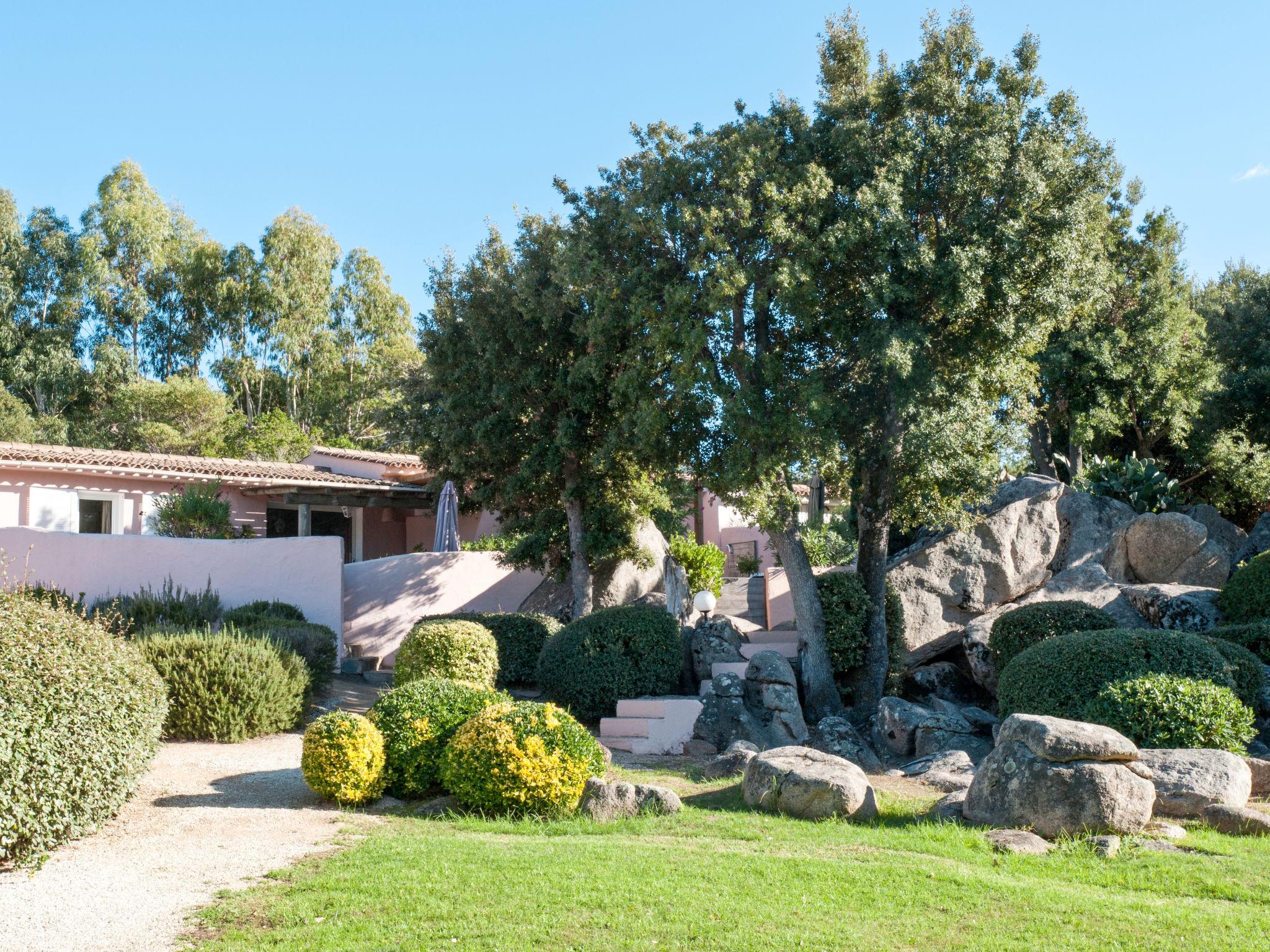 Foto 3 - Haus mit 1 Schlafzimmer in Porto-Vecchio mit schwimmbad und blick aufs meer