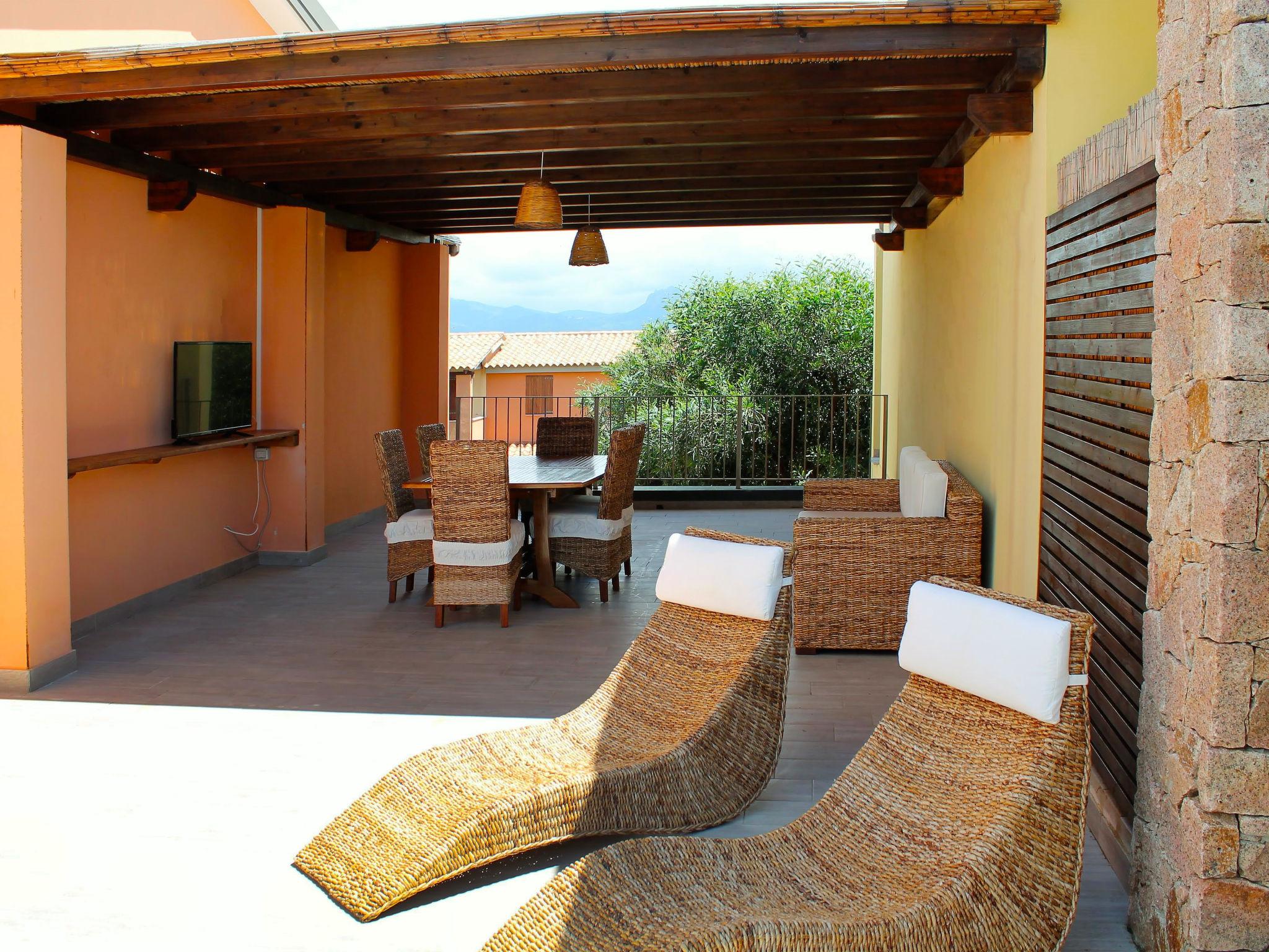 Photo 3 - Maison de 3 chambres à Badesi avec piscine et vues à la mer