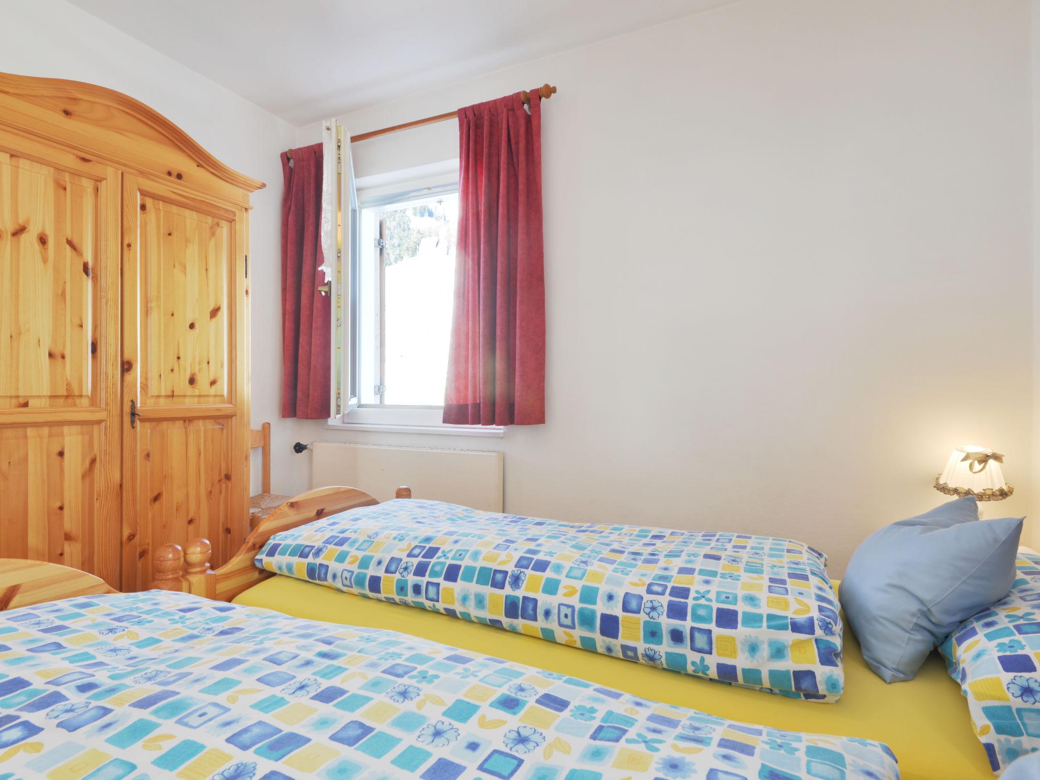 Foto 11 - Appartamento con 3 camere da letto a San Giovanni di Fassa-Sèn Jan