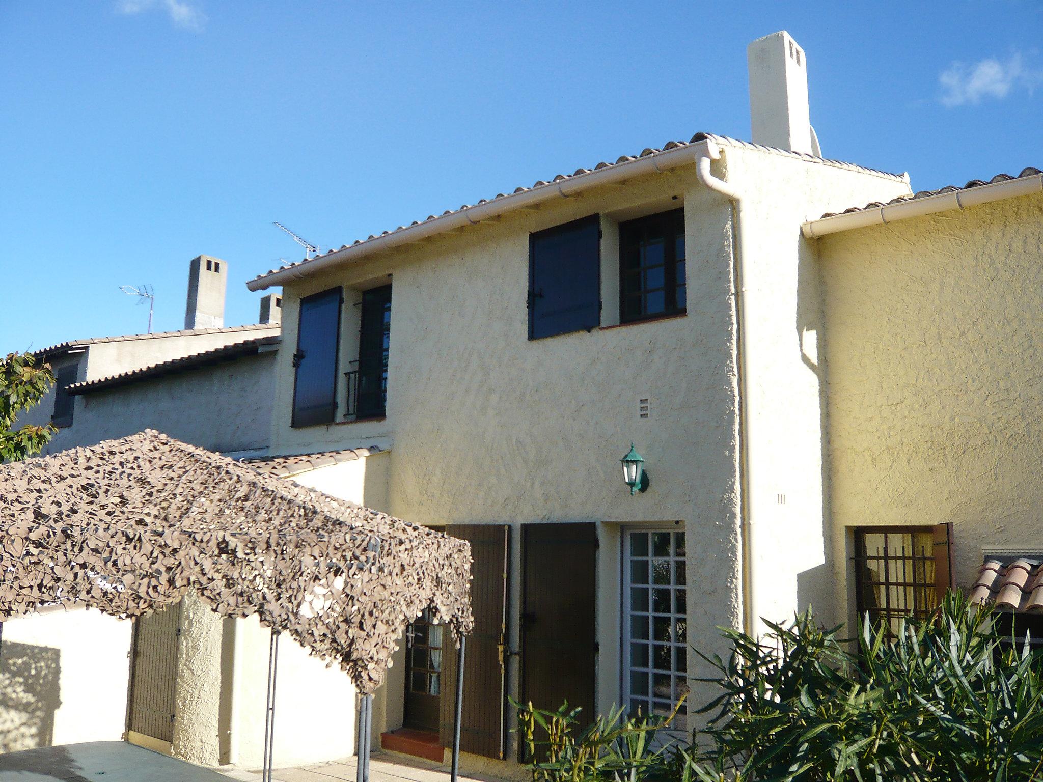 Foto 20 - Casa con 3 camere da letto a Le Grau-du-Roi con terrazza e vista mare