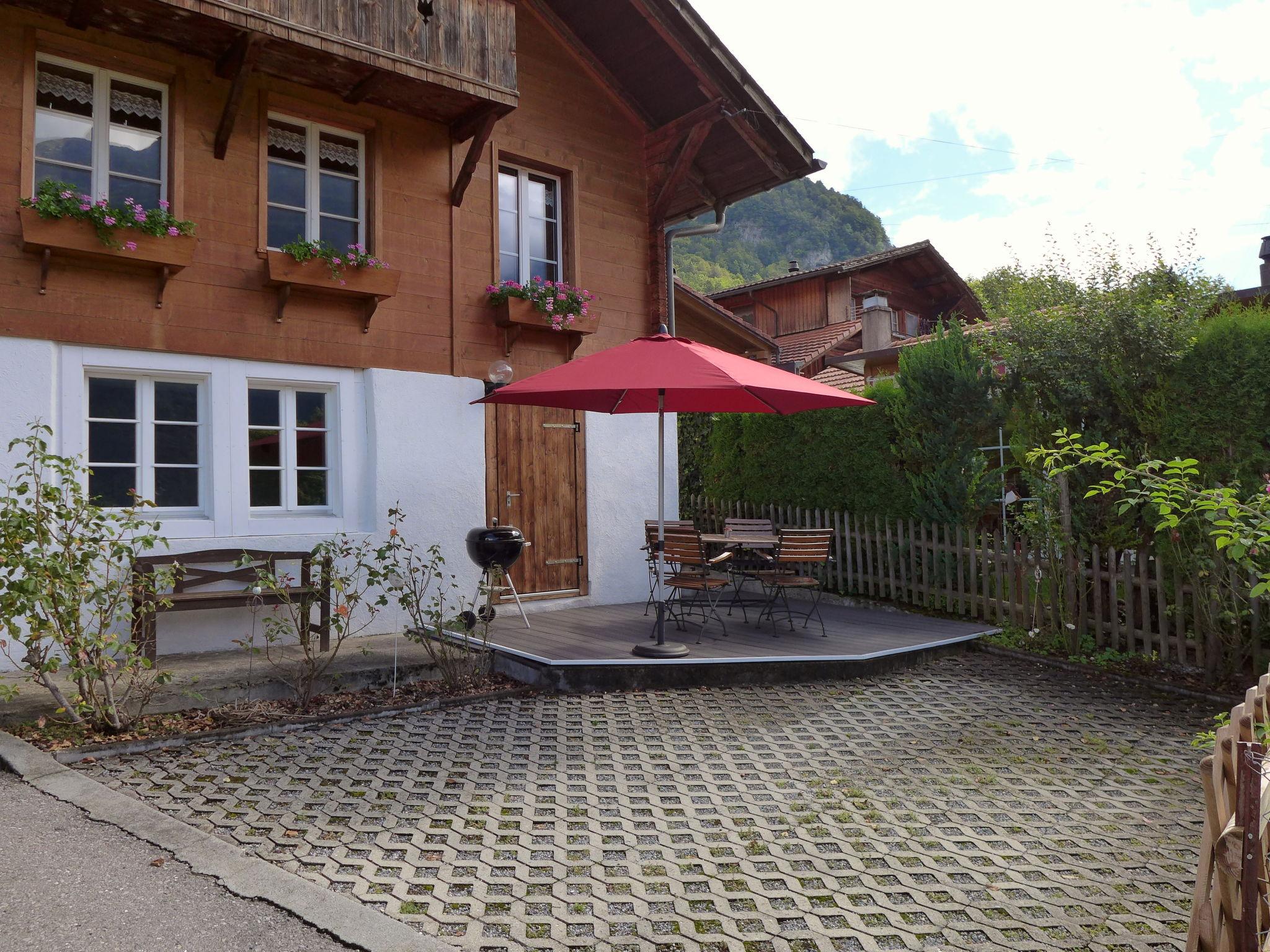 Foto 5 - Haus mit 1 Schlafzimmer in Brienzwiler mit blick auf die berge