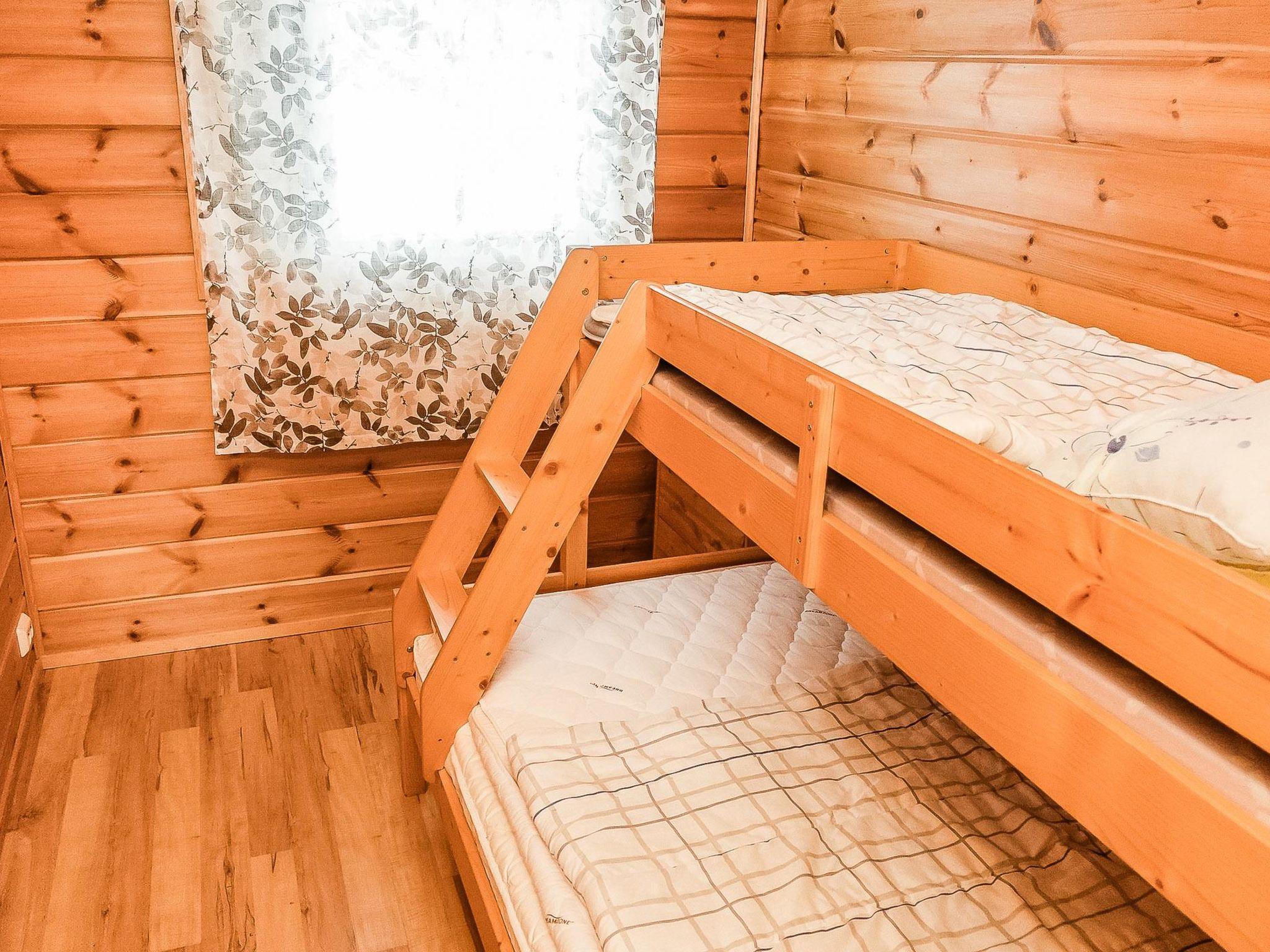 Foto 13 - Casa de 3 habitaciones en Inari con sauna y vistas a la montaña