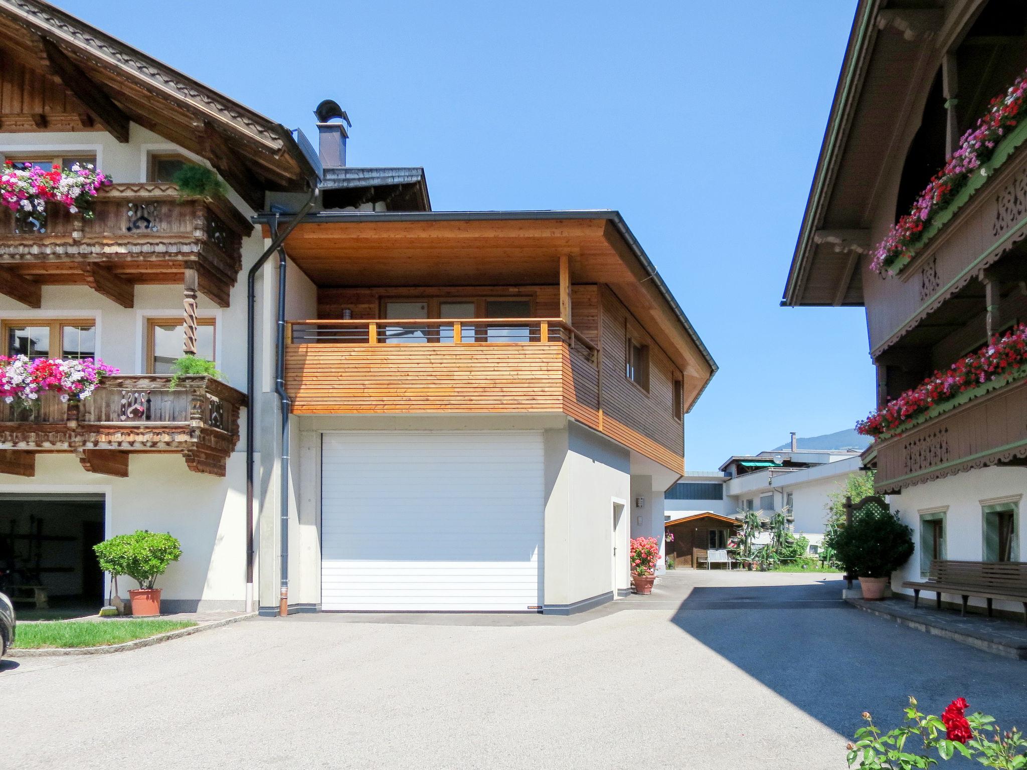 Photo 19 - Appartement de 2 chambres à Uderns avec vues sur la montagne