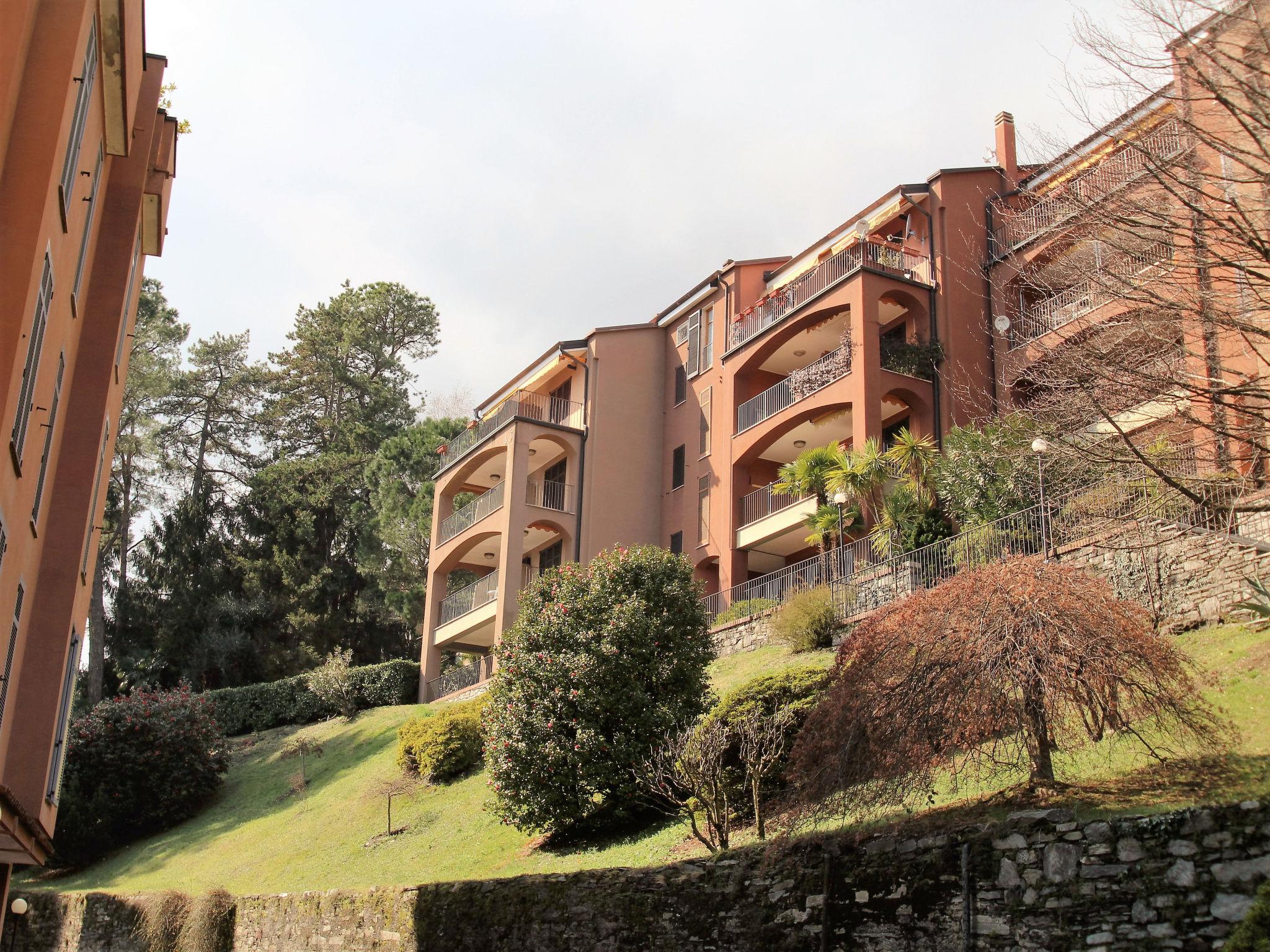 Foto 23 - Appartamento con 3 camere da letto a Oggebbio con piscina e vista sulle montagne