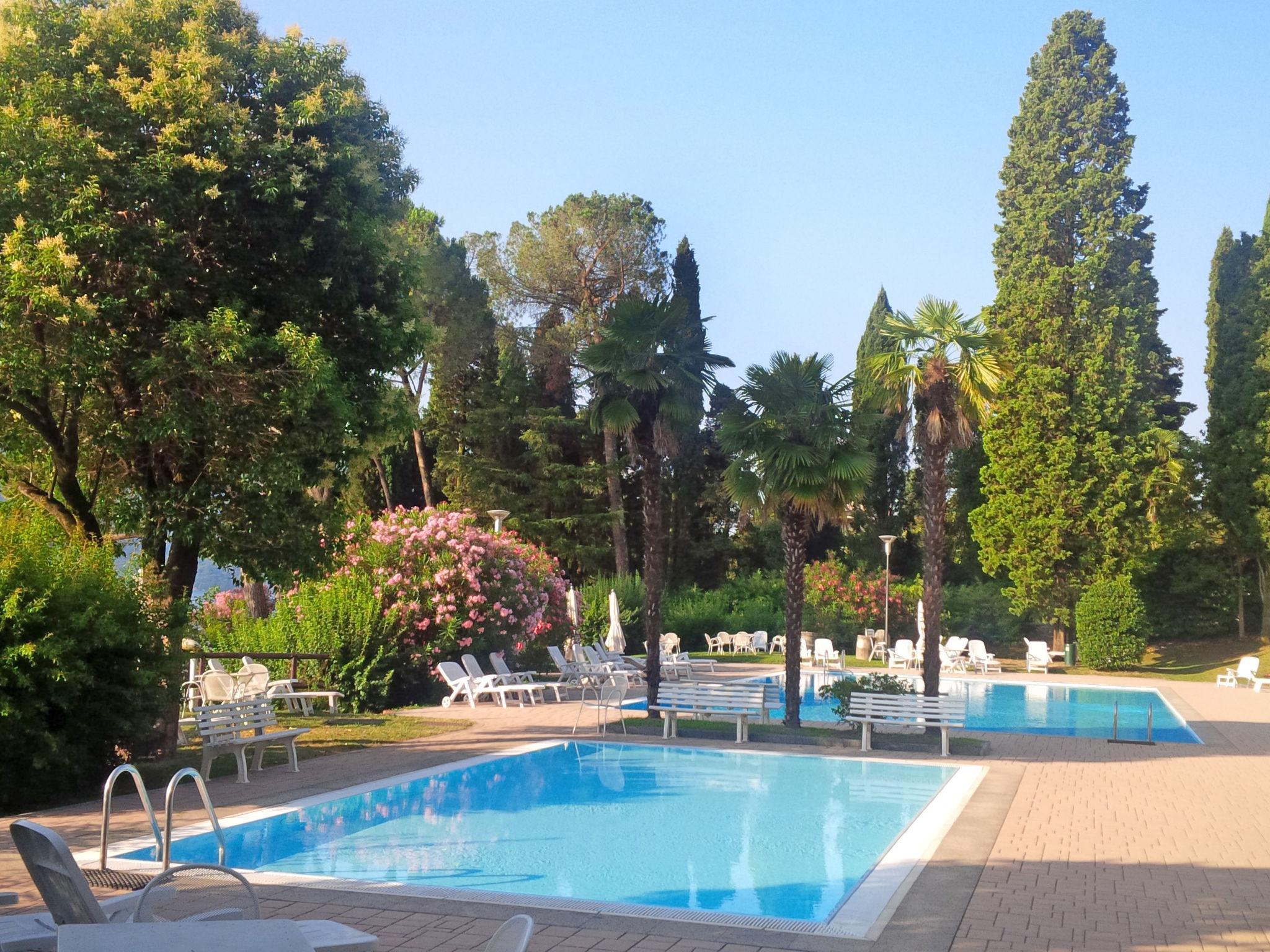 Photo 24 - 3 bedroom Apartment in Oggebbio with swimming pool and garden