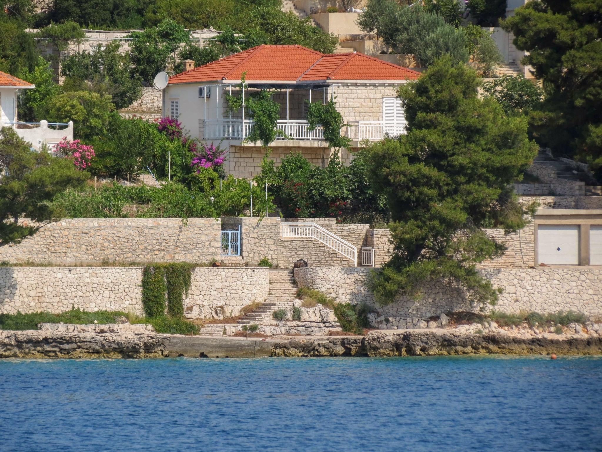 Foto 1 - Casa de 3 quartos em Lumbarda com terraço e vistas do mar