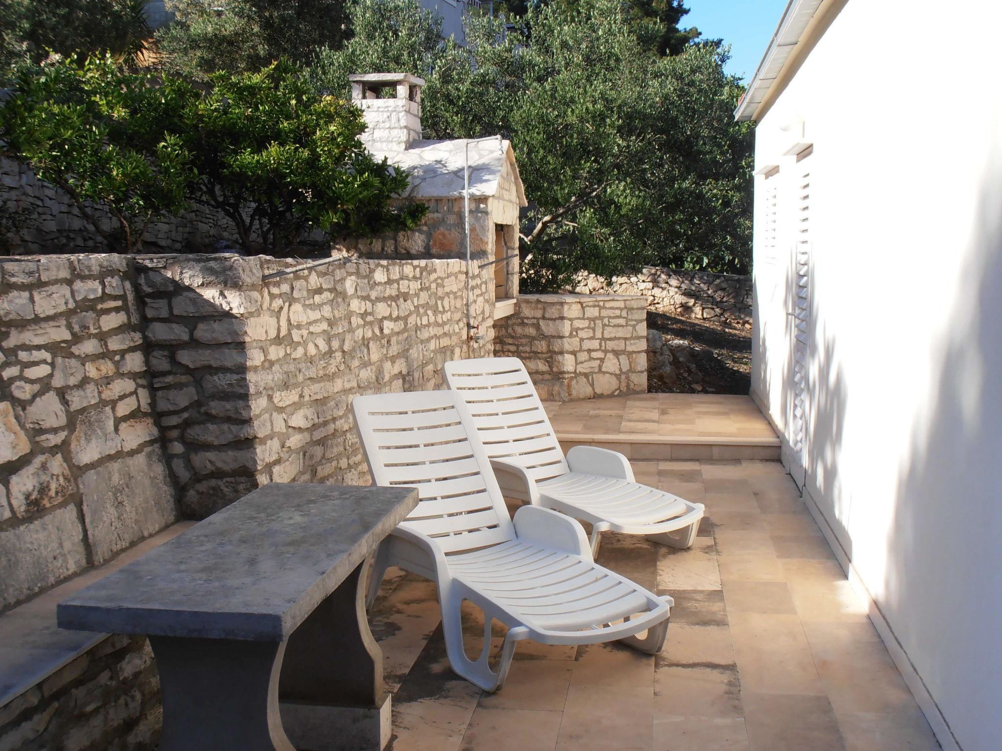 Photo 11 - Maison de 3 chambres à Lumbarda avec terrasse