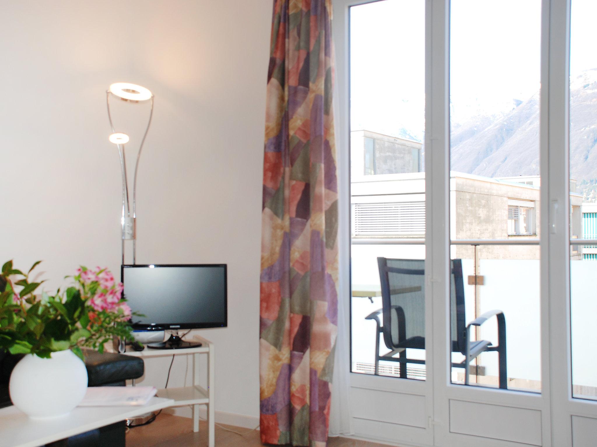 Photo 5 - Apartment in Ascona with terrace and mountain view