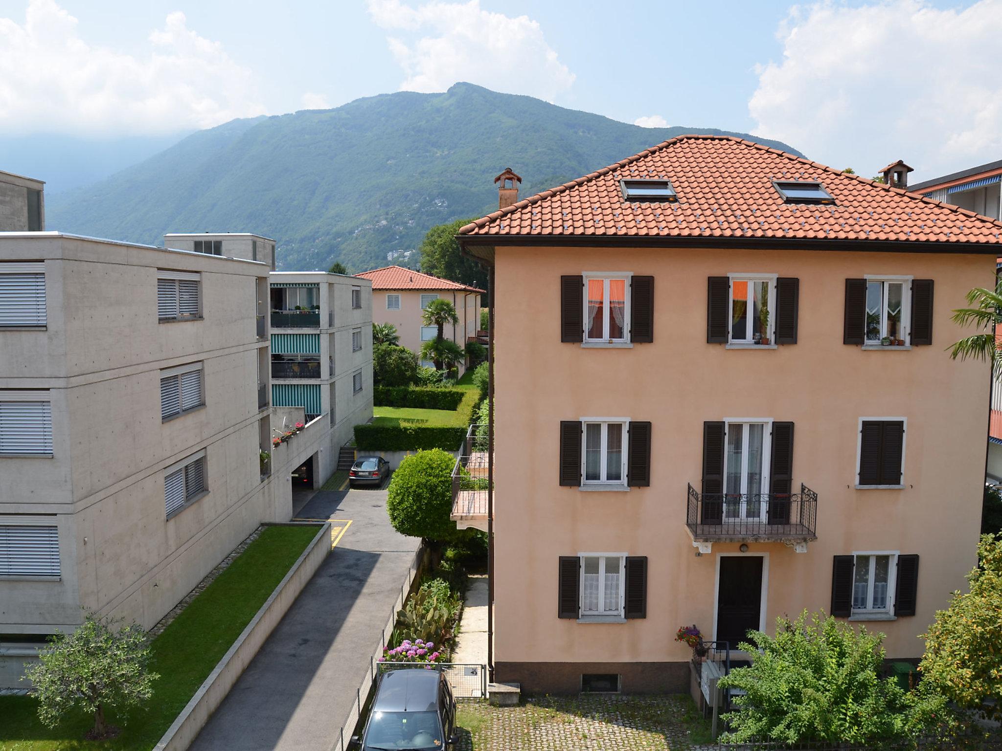 Foto 9 - Apartamento en Ascona con terraza y vistas a la montaña