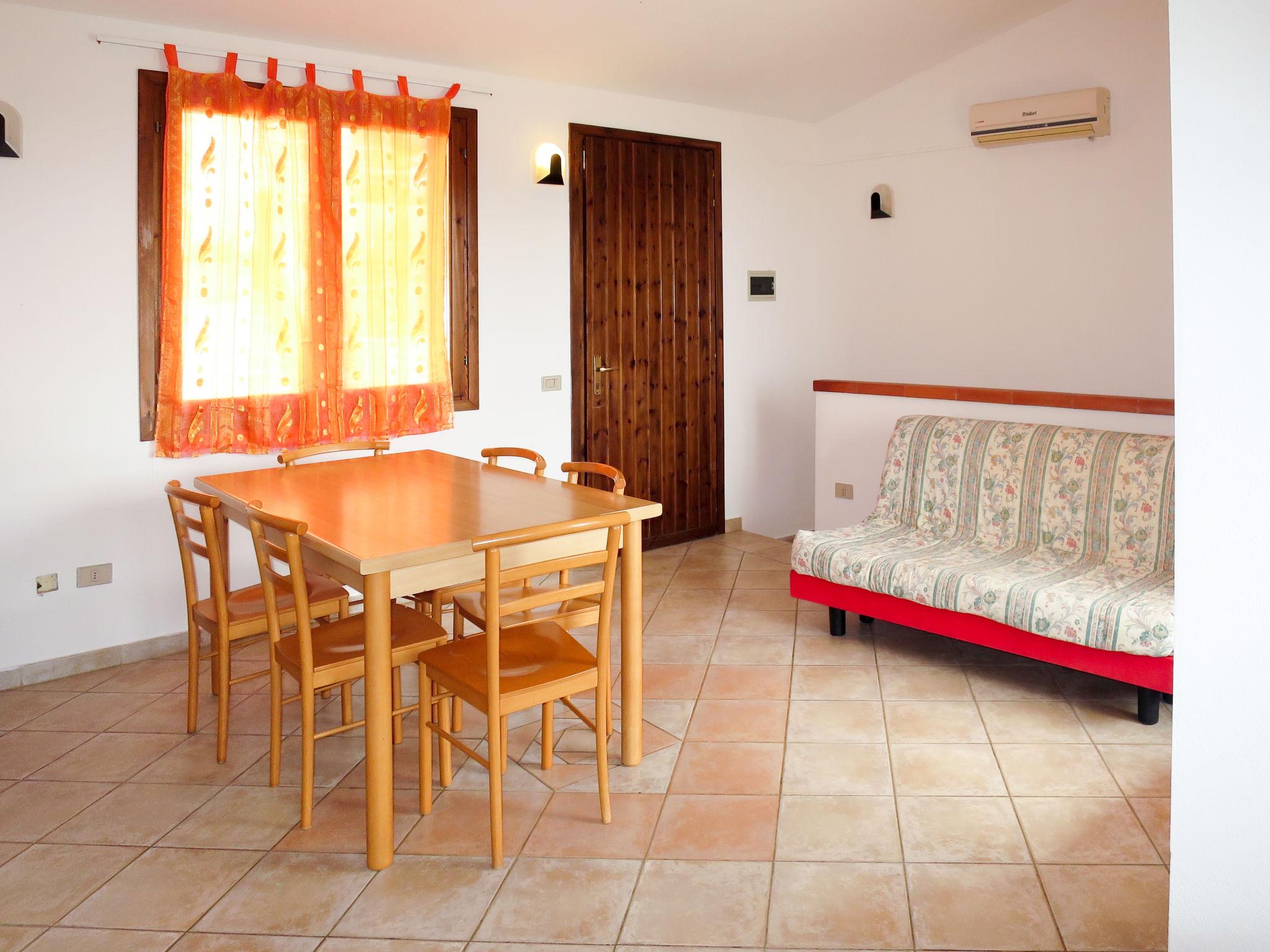 Photo 8 - 3 bedroom House in Villaputzu with swimming pool and garden