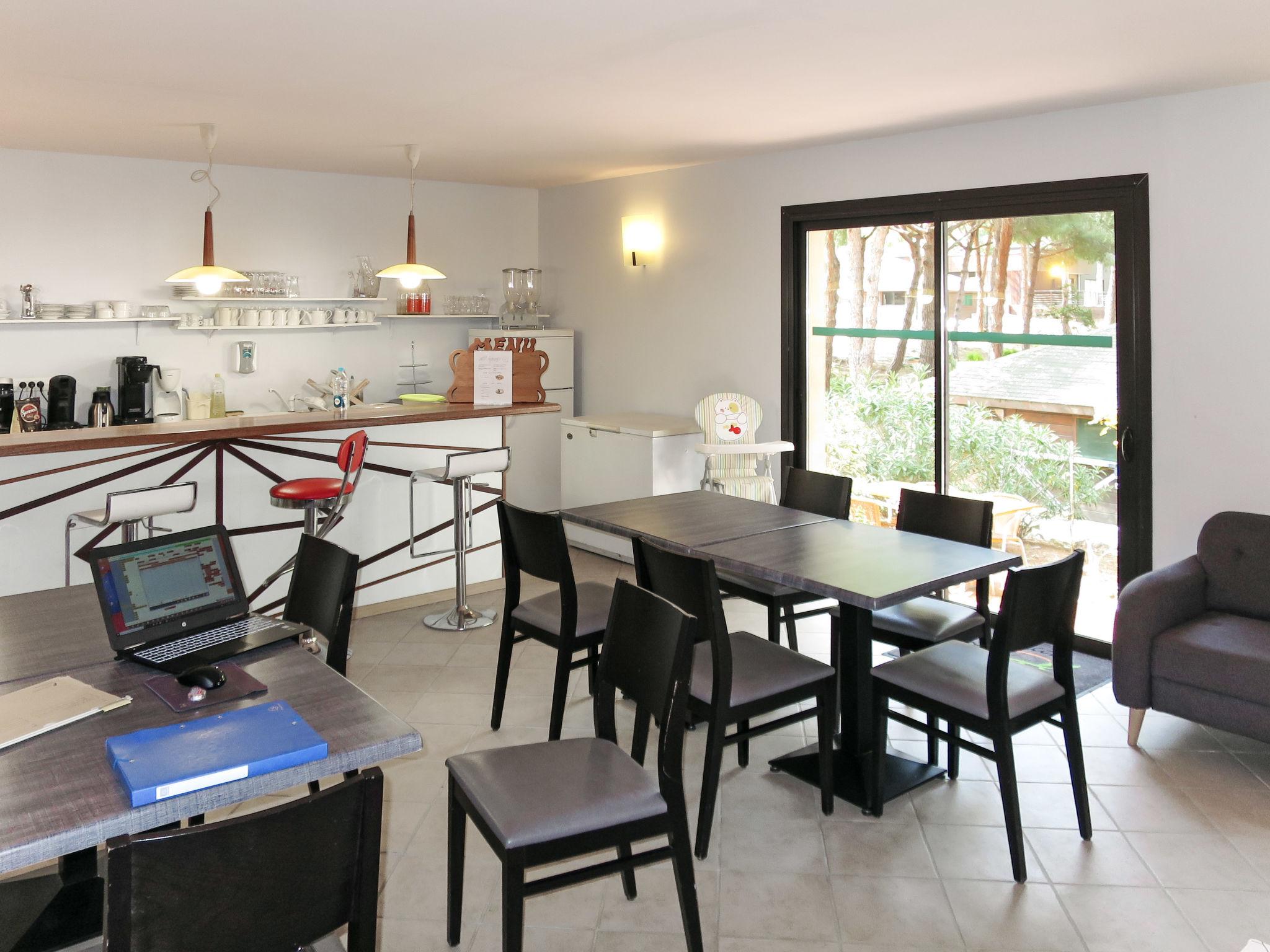 Photo 10 - Maison de 1 chambre à Calvi avec piscine et jardin