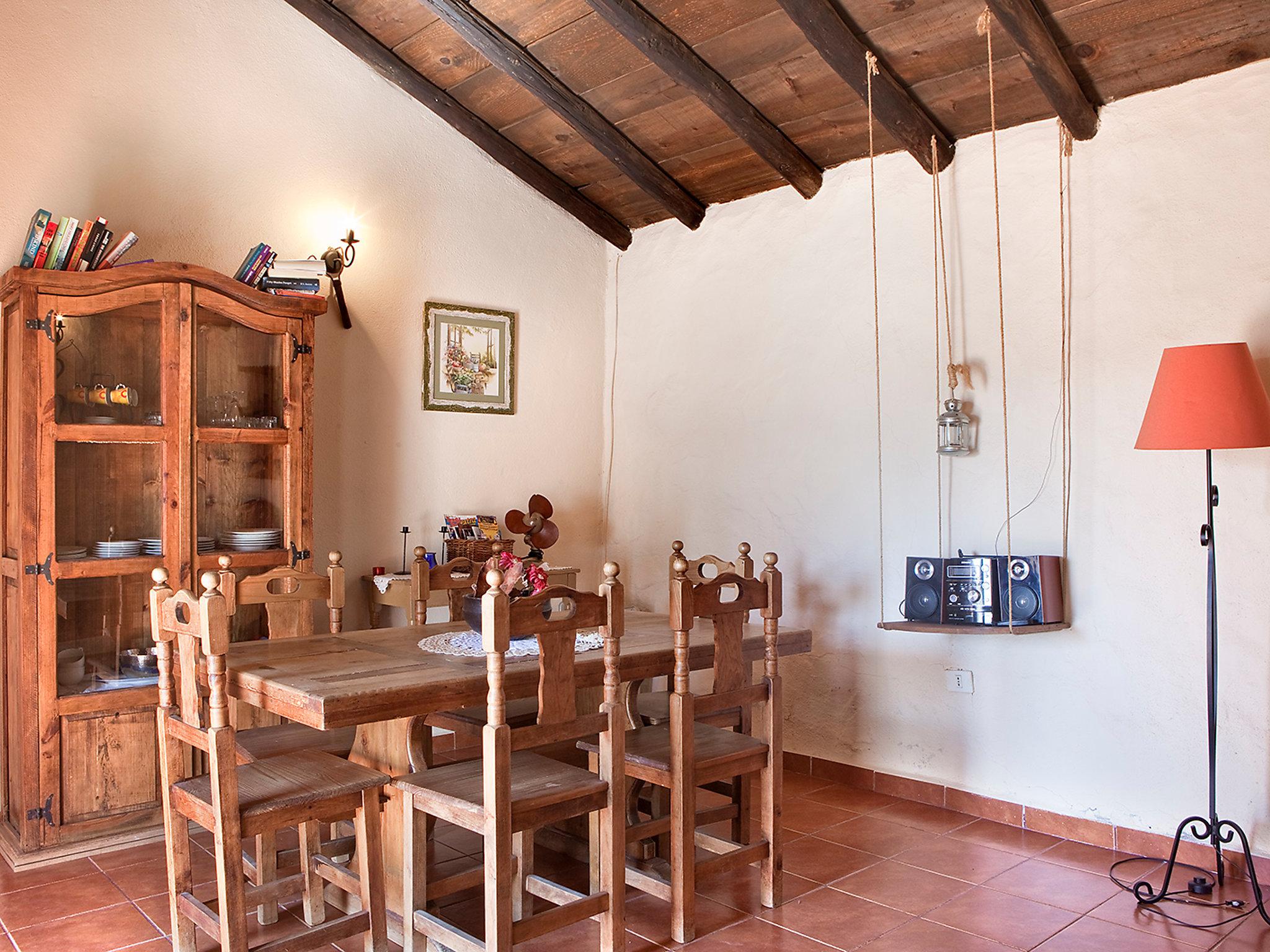 Photo 2 - 2 bedroom House in Granadilla de Abona with private pool and garden