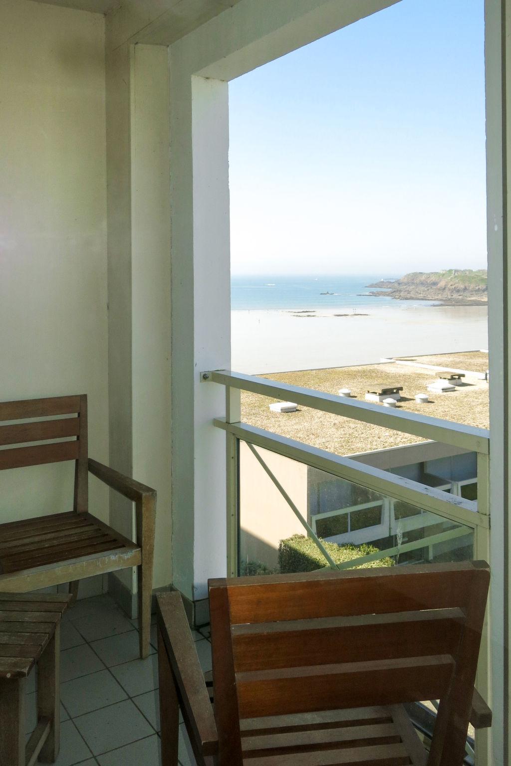 Foto 10 - Apartamento de 2 habitaciones en Saint-Malo con piscina y vistas al mar