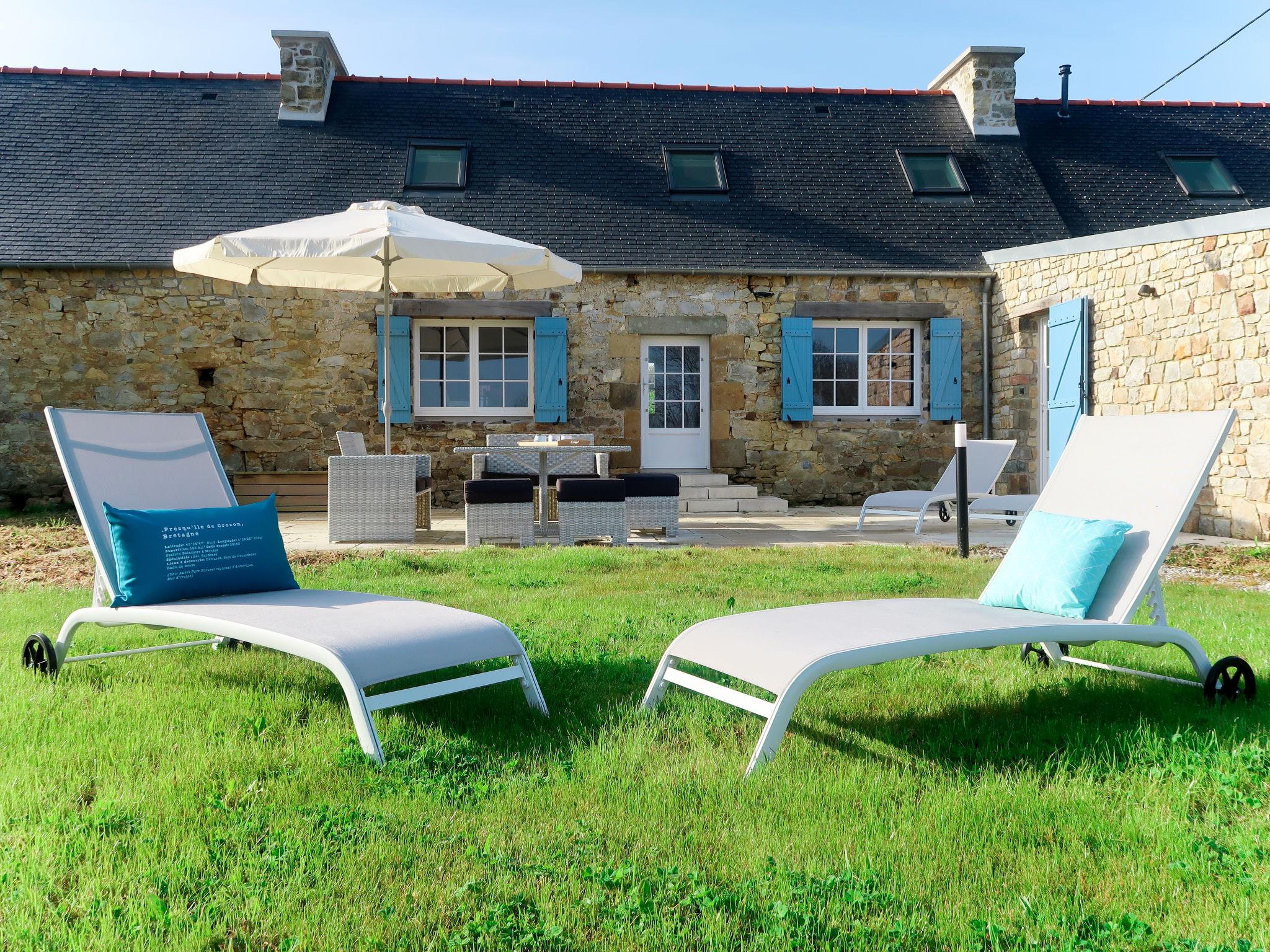 Foto 1 - Casa de 4 habitaciones en Camaret-sur-Mer con jardín y terraza