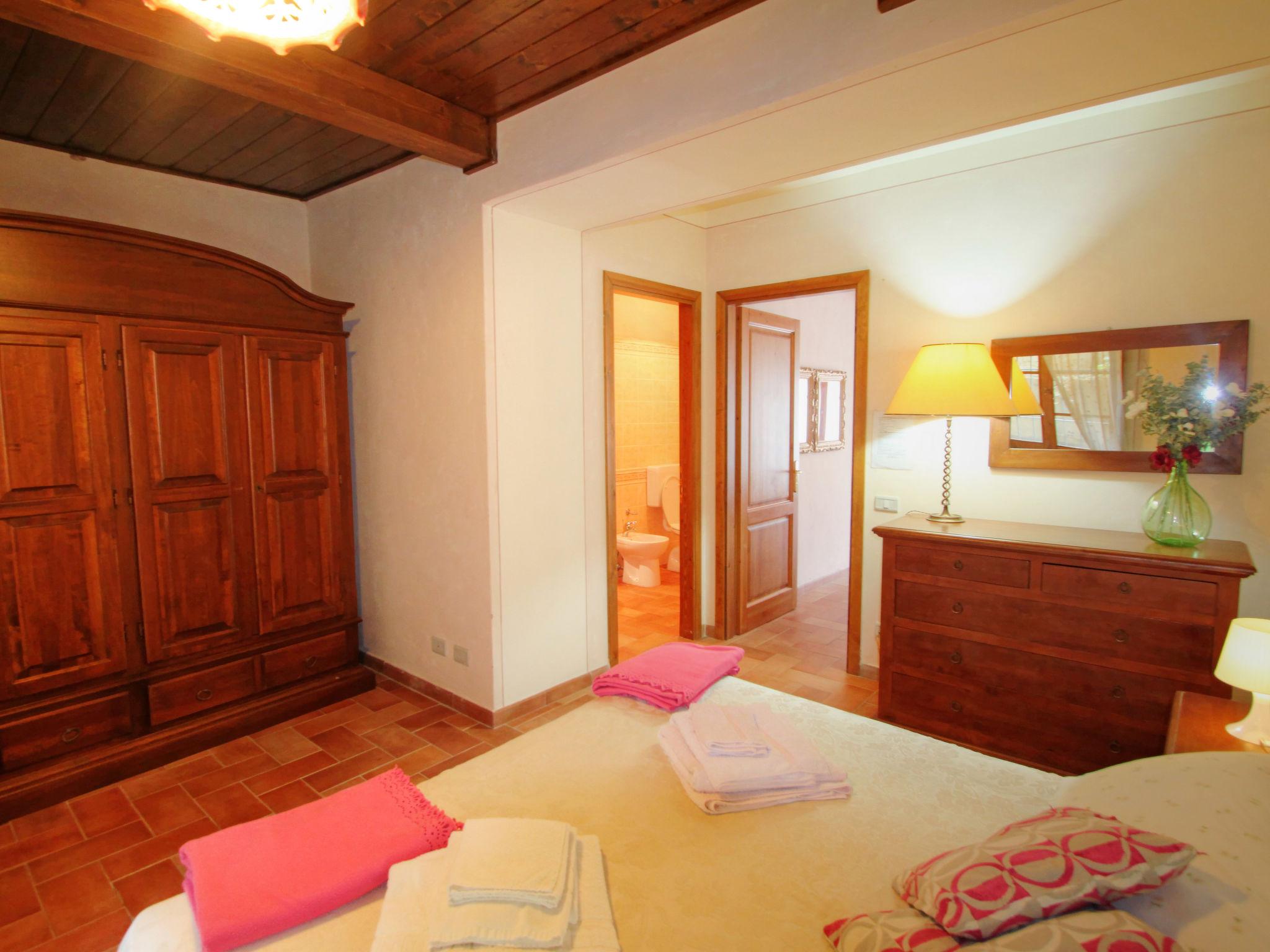 Photo 8 - 1 bedroom Apartment in Lamporecchio with swimming pool