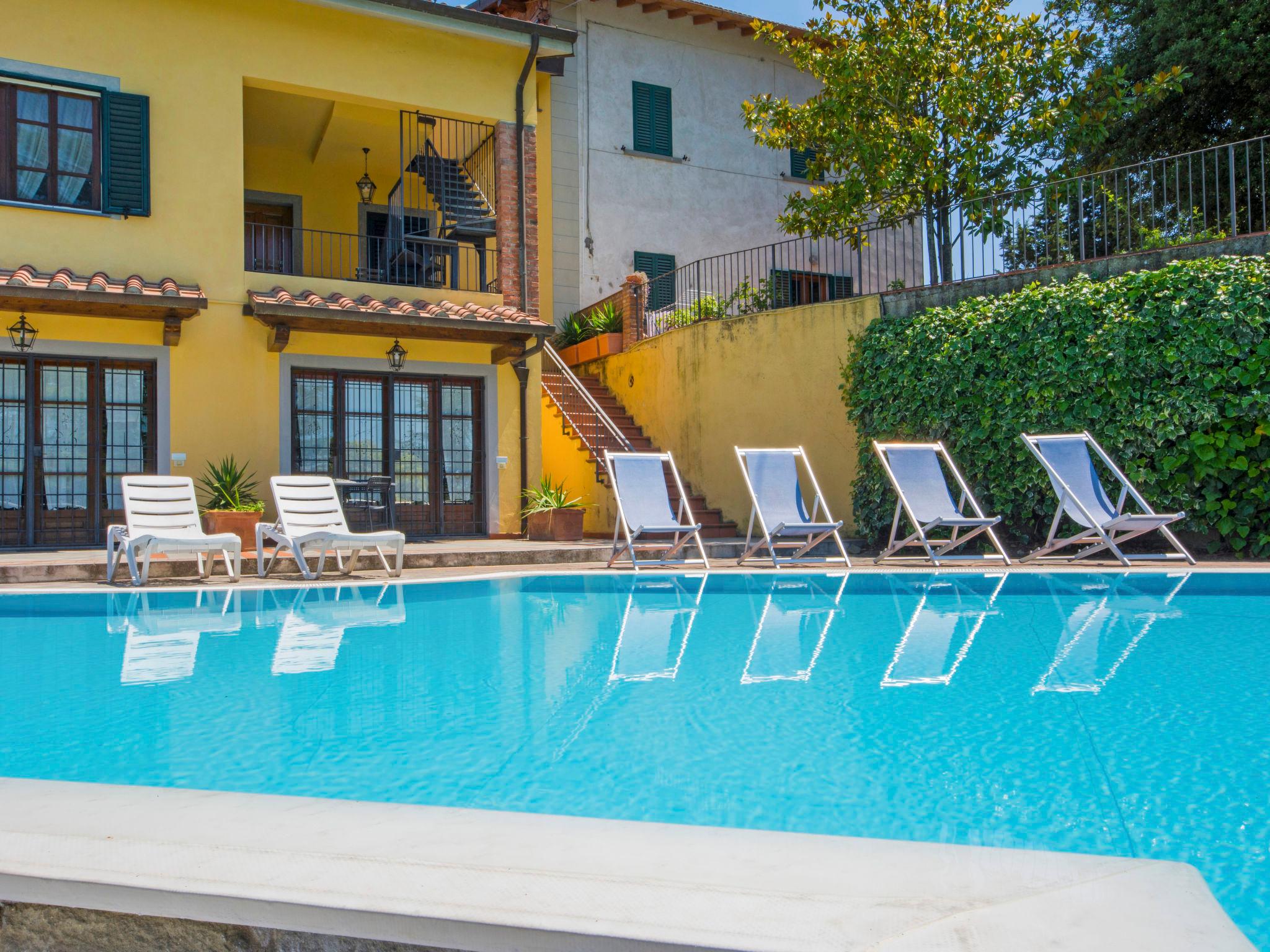 Foto 16 - Apartment mit 1 Schlafzimmer in Lamporecchio mit schwimmbad