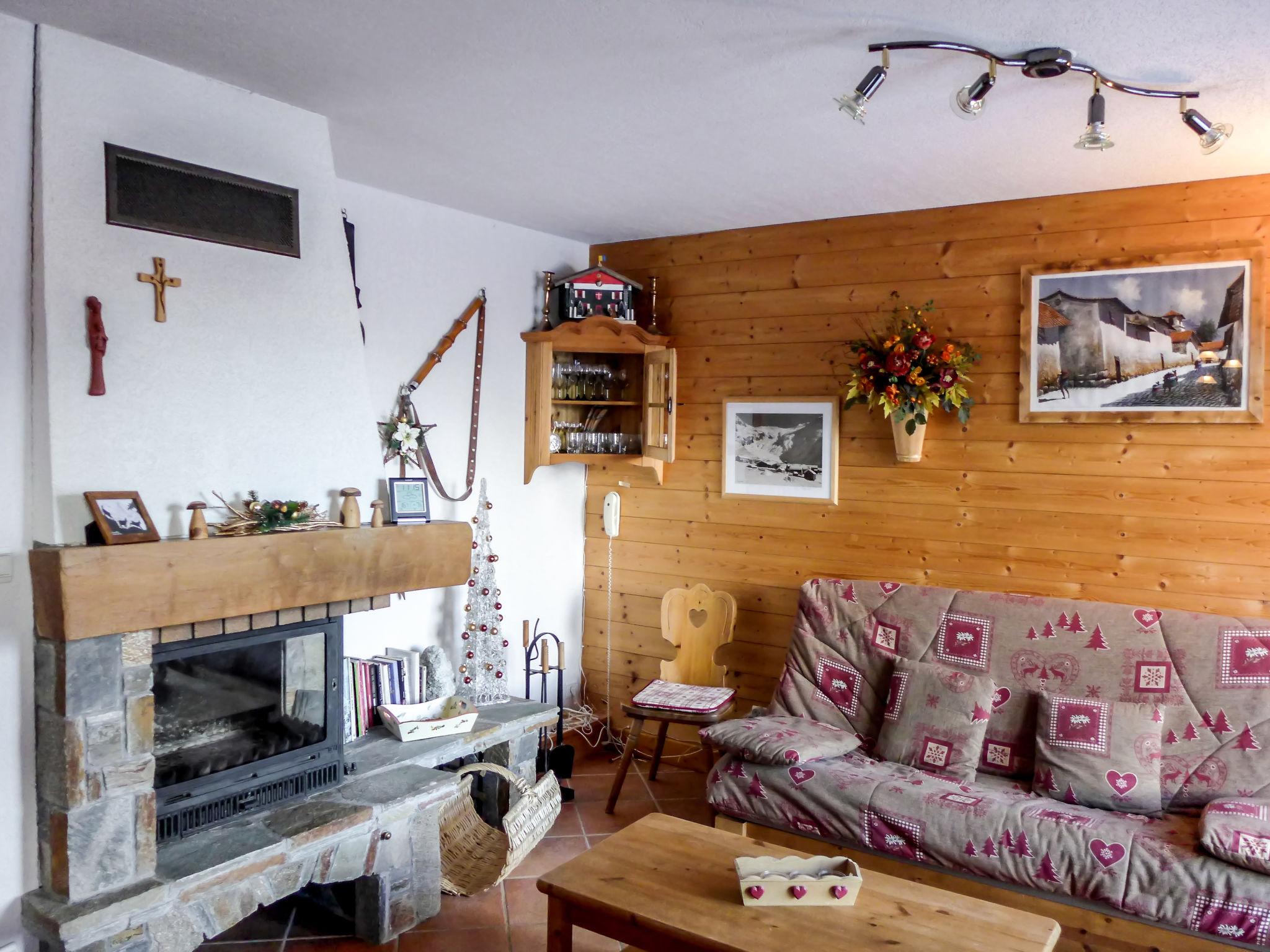 Photo 1 - 2 bedroom Apartment in Chamonix-Mont-Blanc with garden