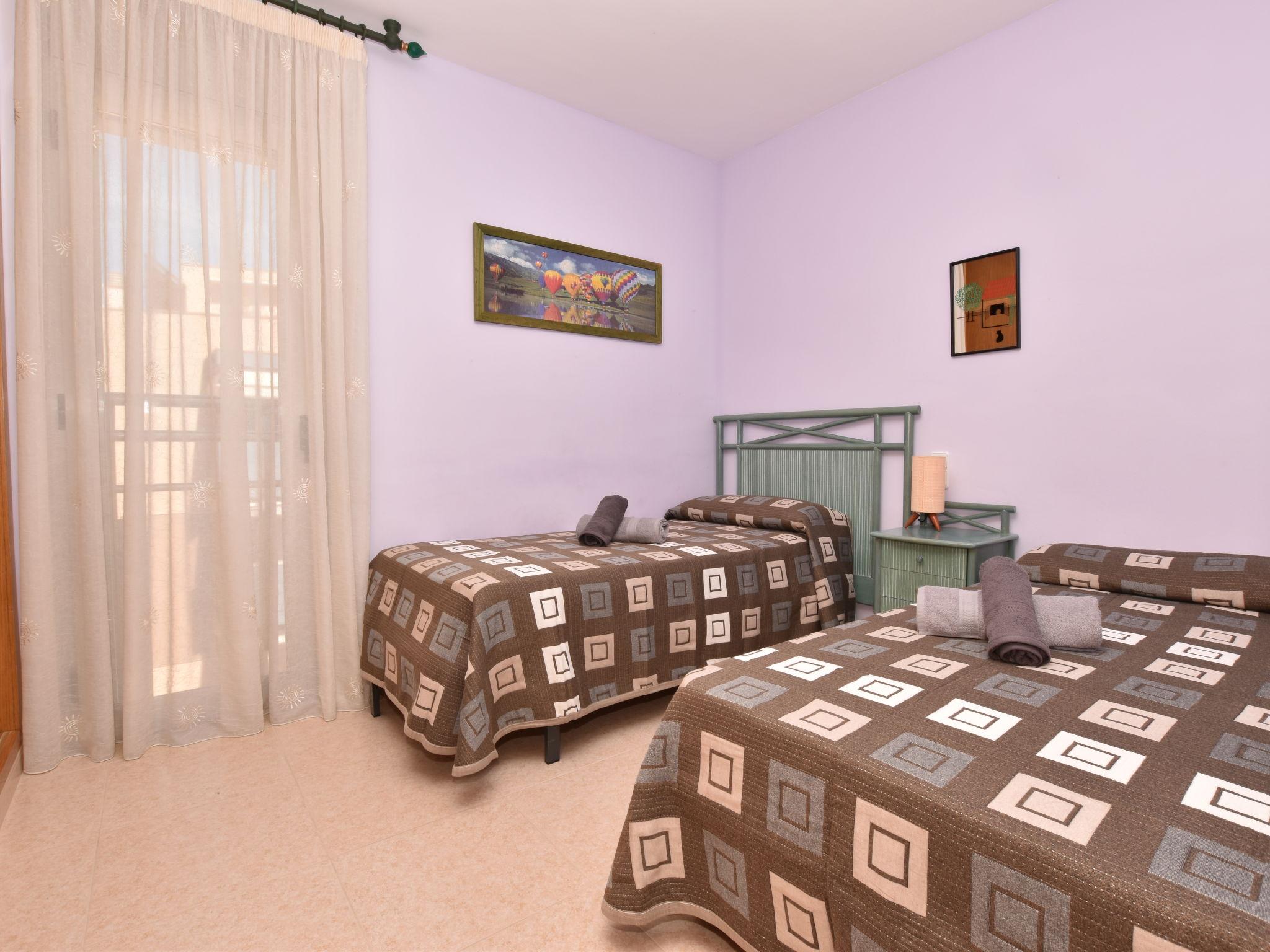 Photo 13 - 3 bedroom Apartment in Torredembarra with swimming pool and garden